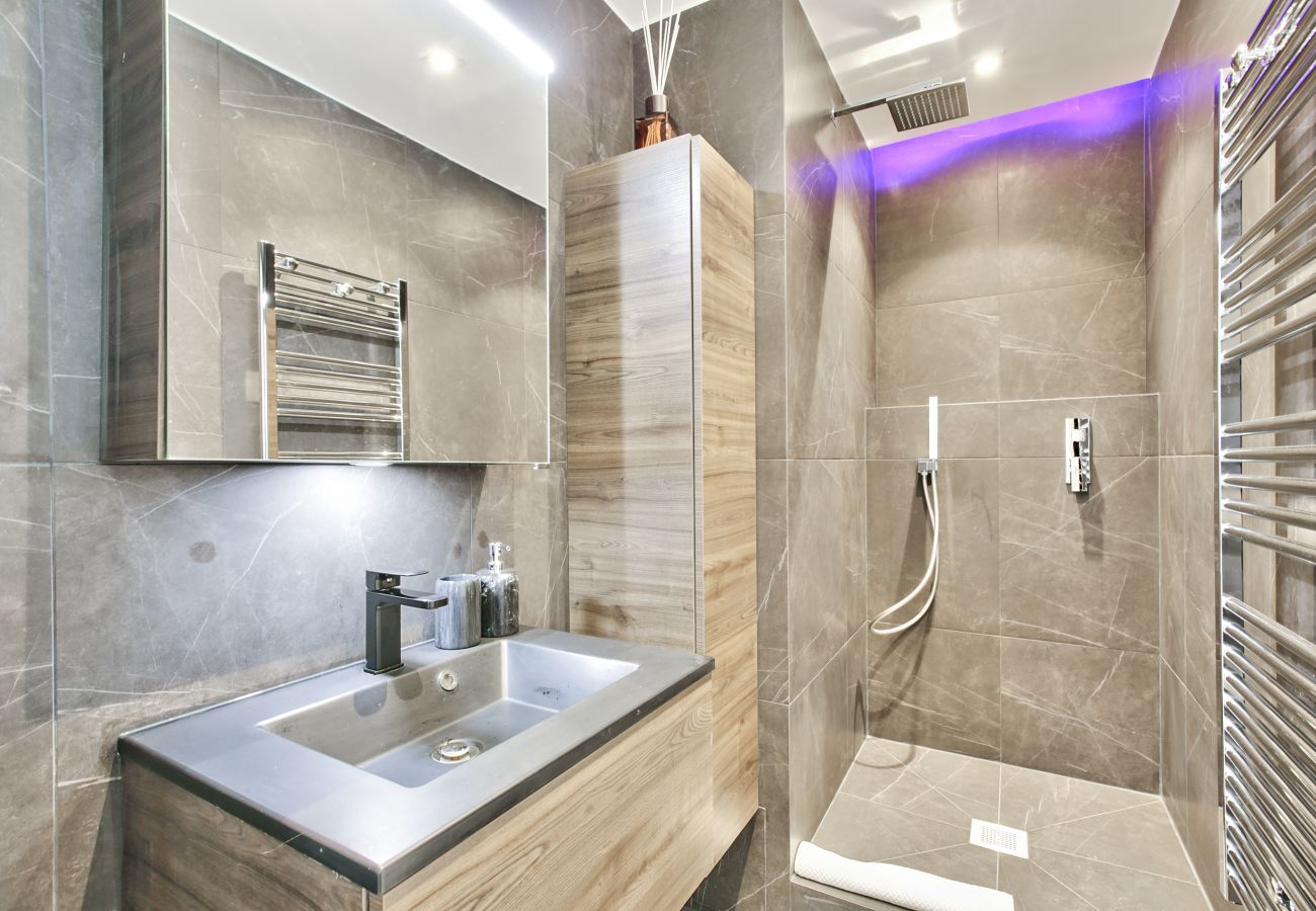 Ferienwohnung in Paris - 69 B - 7 Apolline