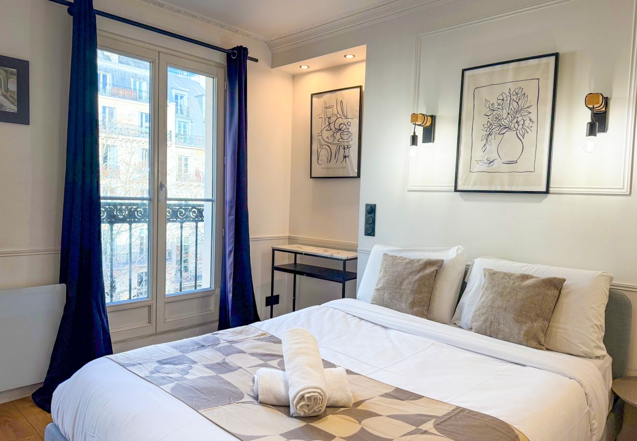 Ferienwohnung in Paris - 102 B- 21 Montmartre 4F