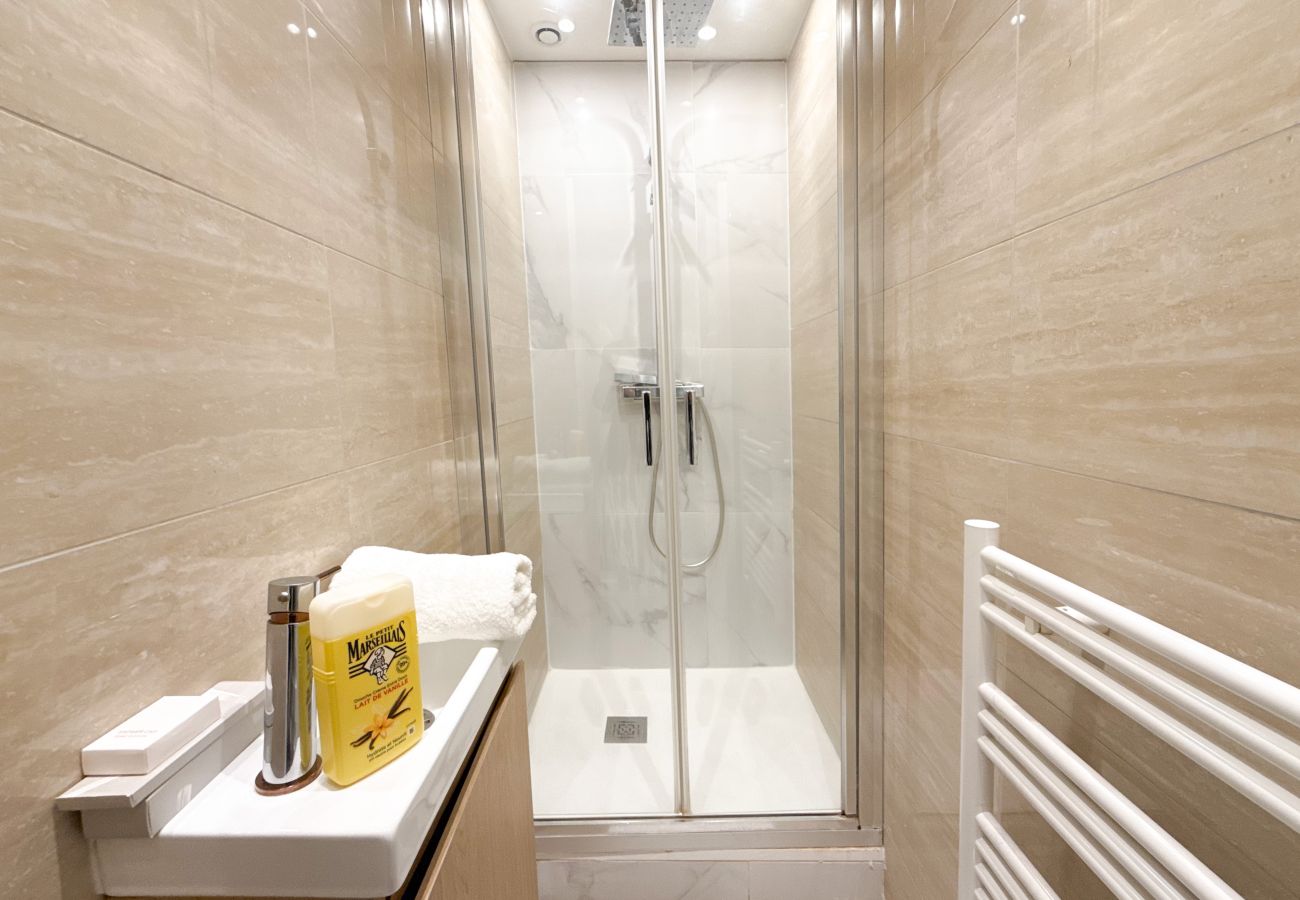 Ferienwohnung in Paris - 102 A- 21 Montmartre 4F