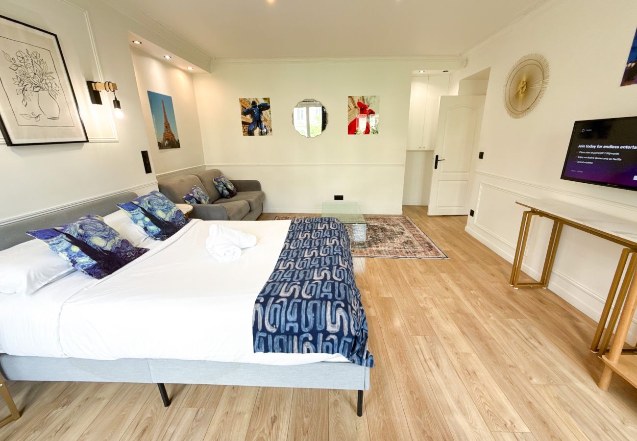 Ferienwohnung in Paris - 102 A- 21 Montmartre 4F