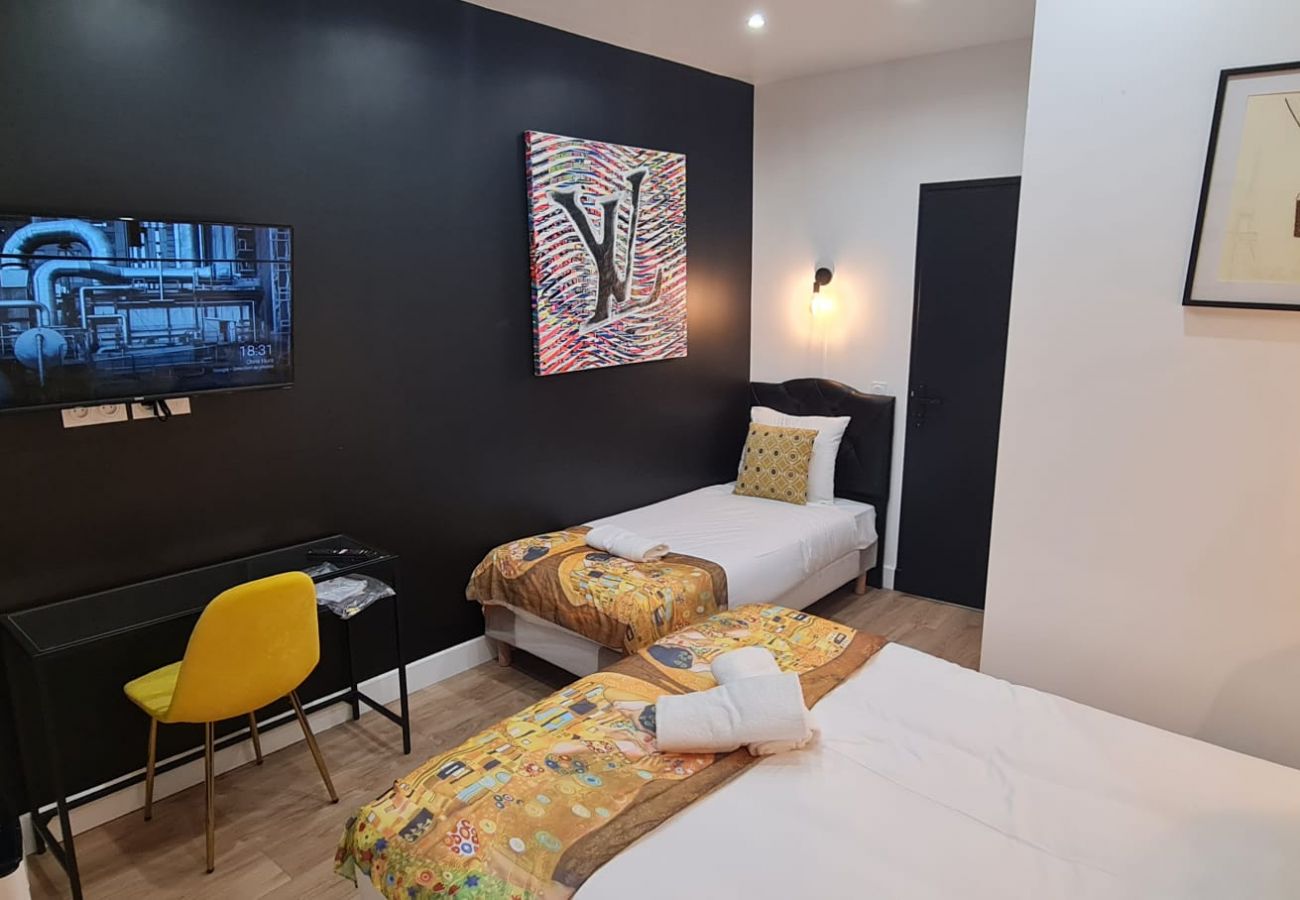 Ferienwohnung in Paris - 158 B - Vuitton 210 Saint Denis