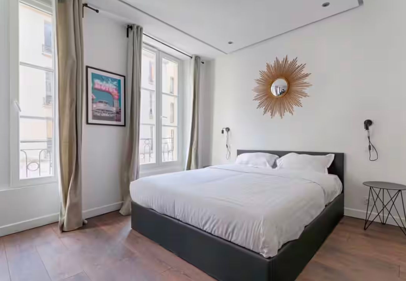 Studio in Paris - 203 - 249 Saint Denis