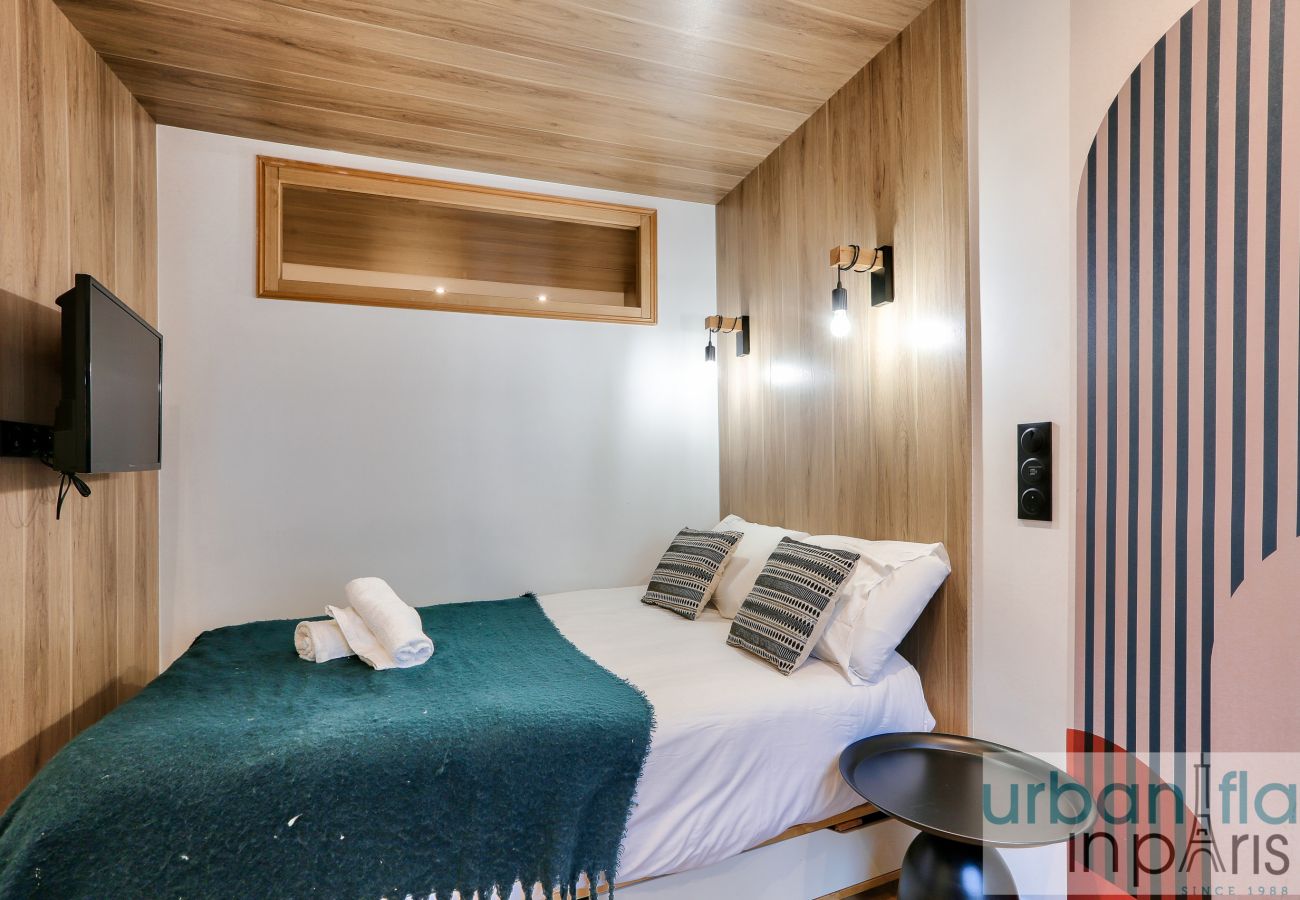 Appartement in Parijs - 103 B- 21 Montmartre 4D