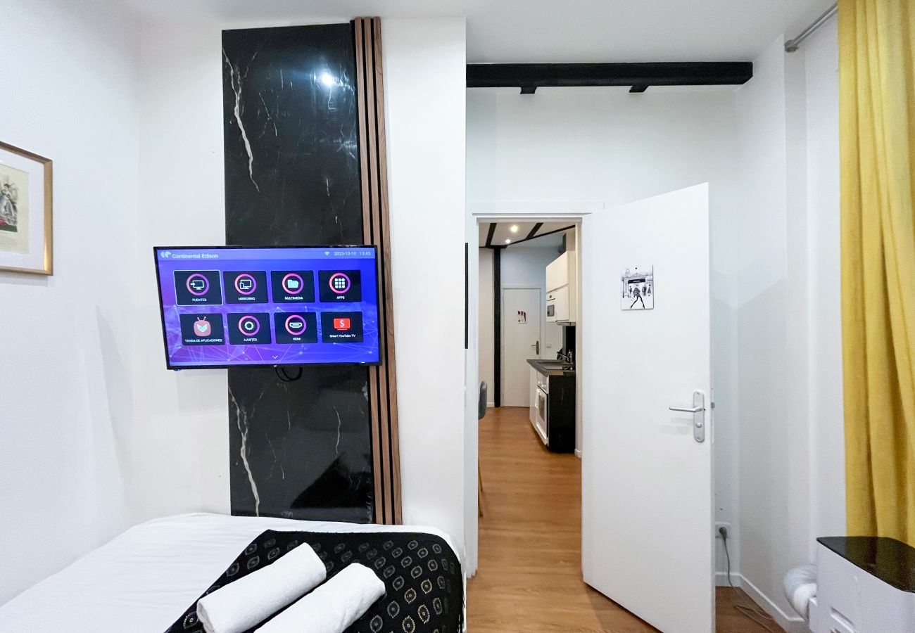 Appartement in Parijs - 114 - Saint Denis Couture