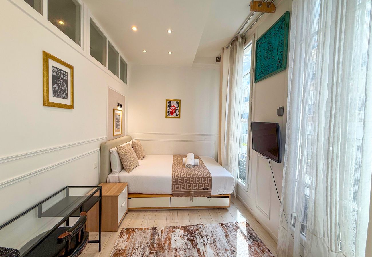 Appartement in Parijs - 68 B - Rolling Stones