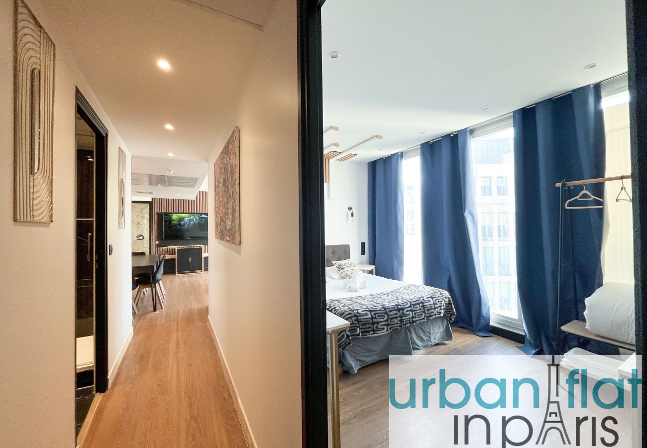 Appartement in Parijs - 128 B- Champs Elysees 14p