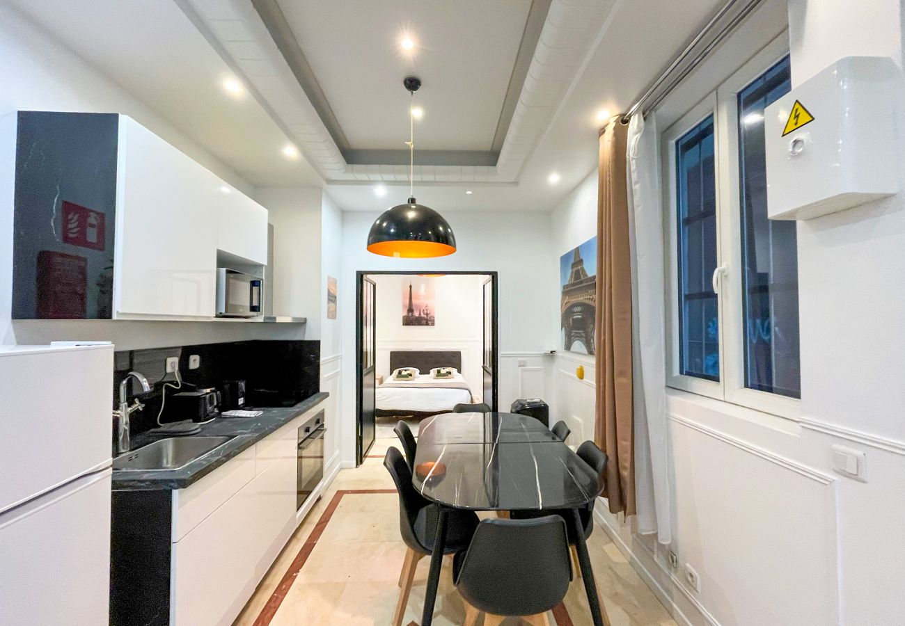 Appartement in Parijs - 80 A - Paris Cinema Sebastopol