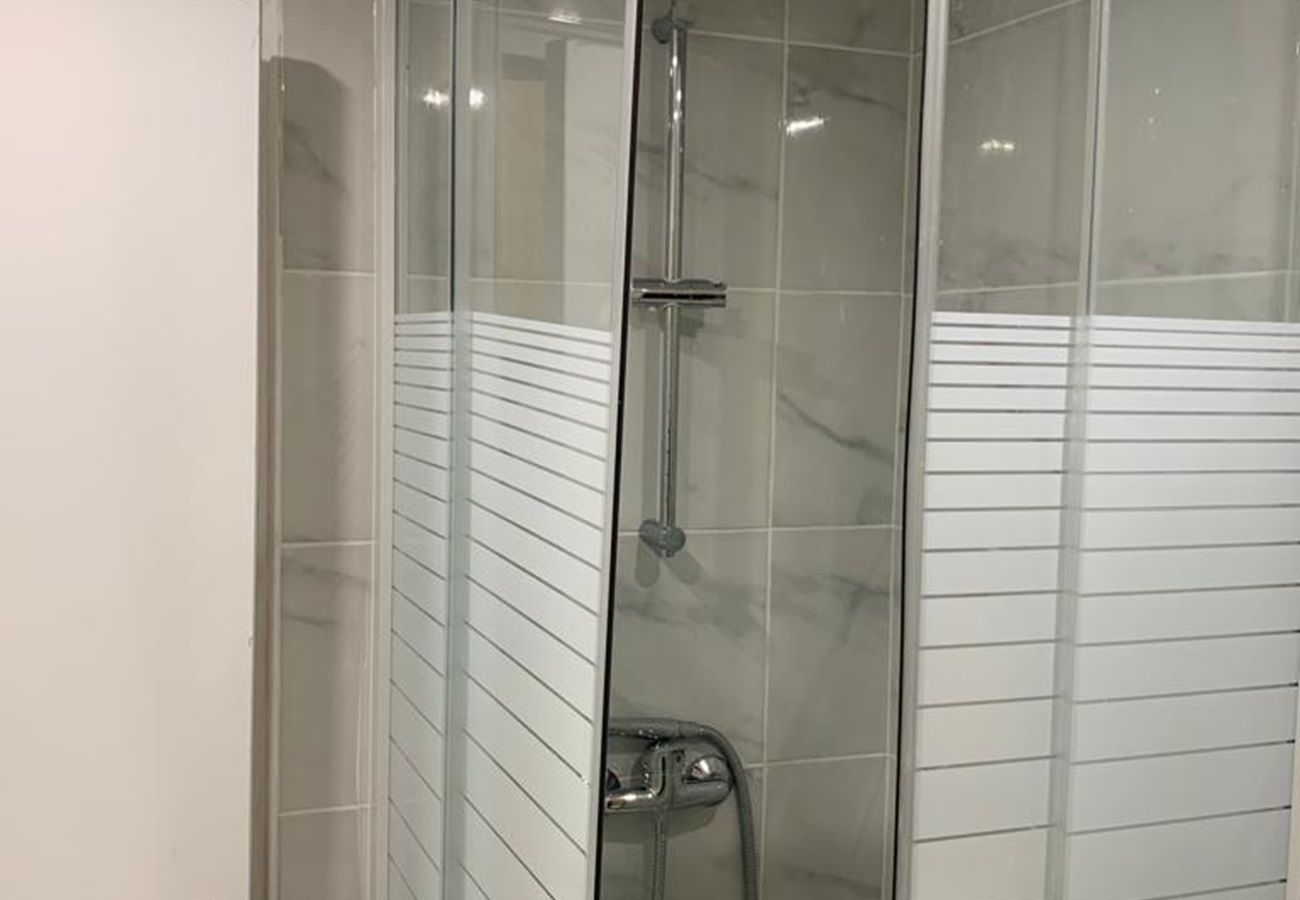 Appartement in Parijs - 158 B - Vuitton 210 Saint Denis