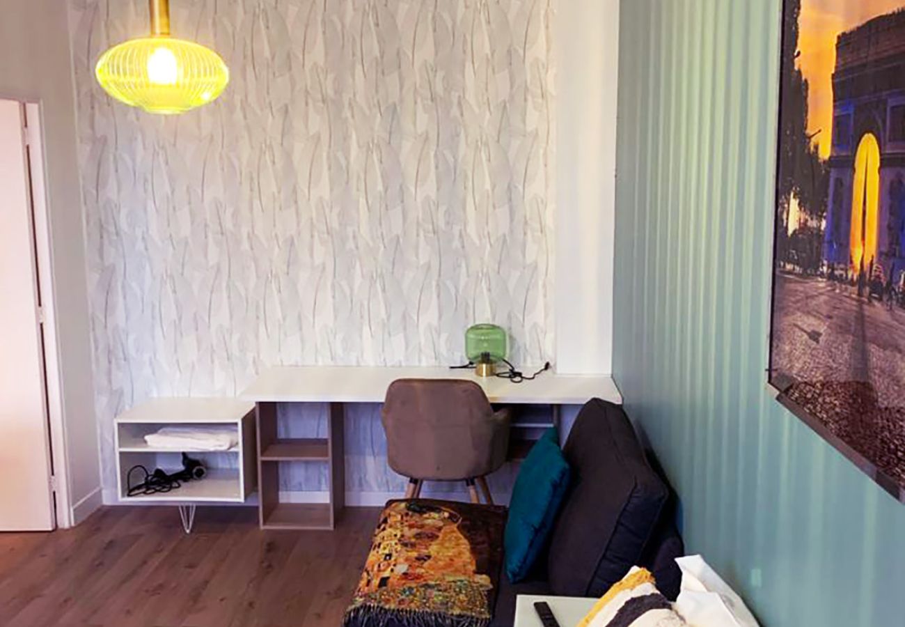 Appartement in Parijs - 169 - Coriolis