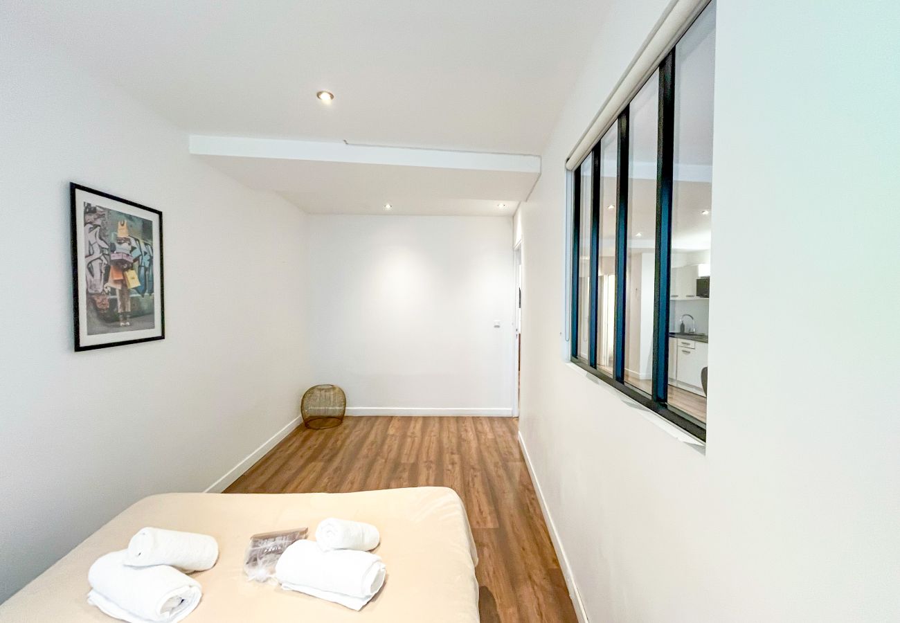 Appartement in Parijs - 201 - 249 Saint Denis