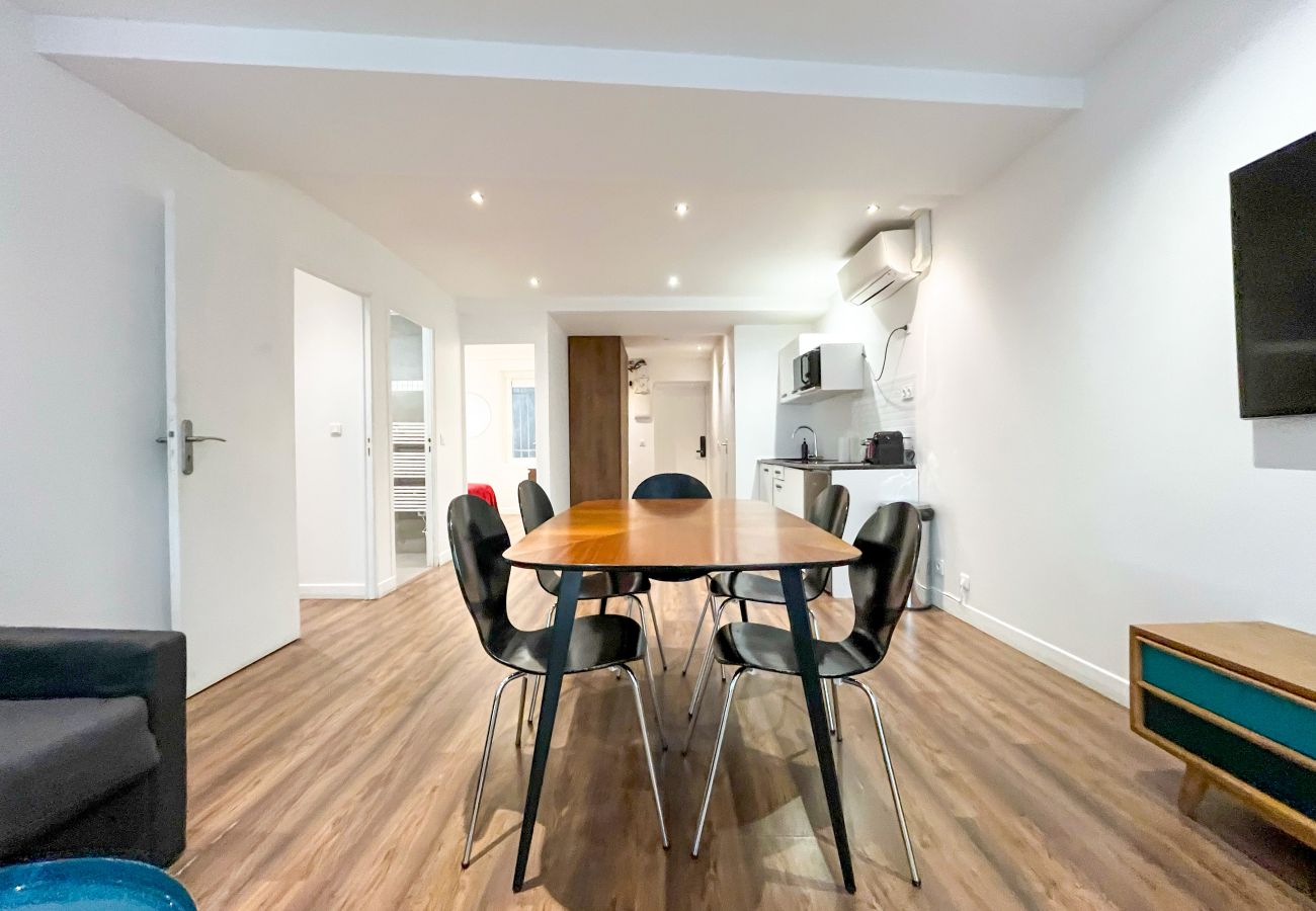 Appartement in Parijs - 201 - 249 Saint Denis