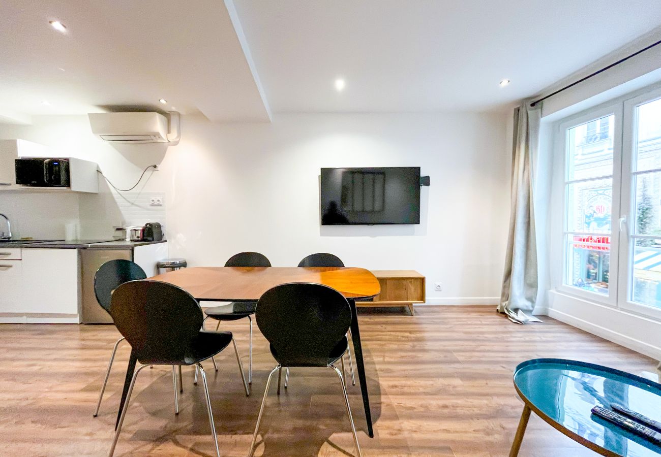 Appartement in Parijs - 201 - 249 Saint Denis