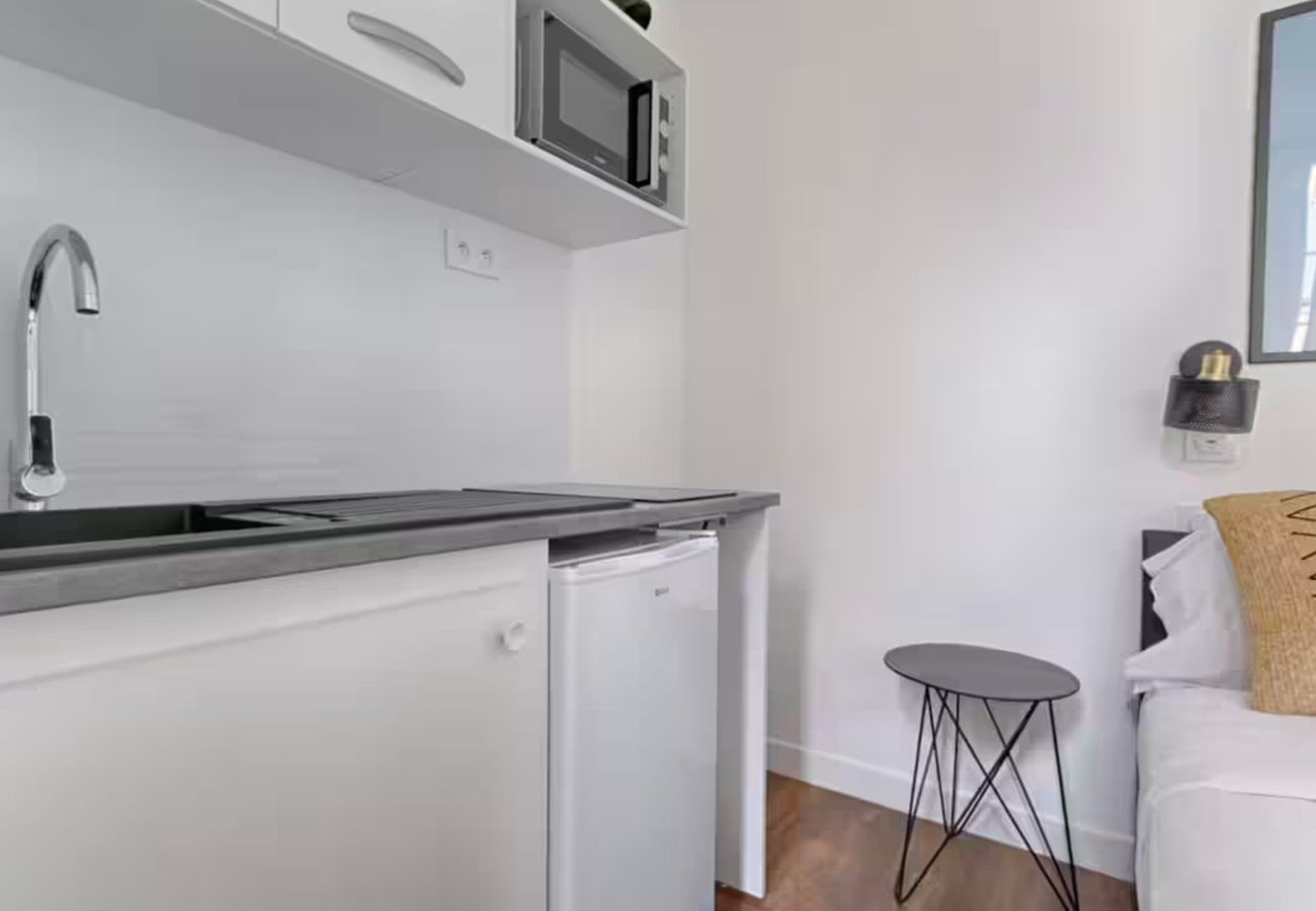 Studio in Parijs - 207 - 249 Saint Denis