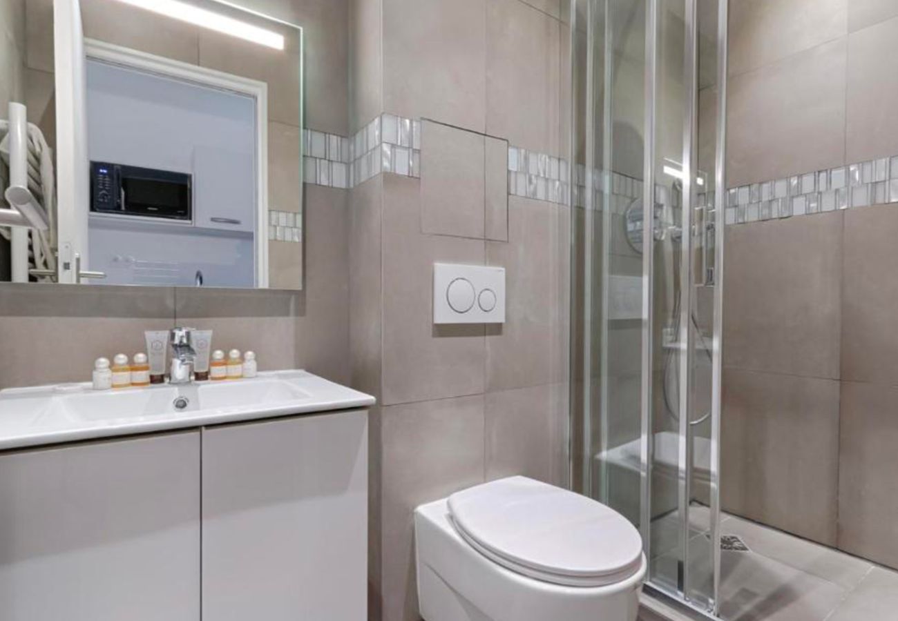 Studio in Parijs - 210 - 249 Saint Denis