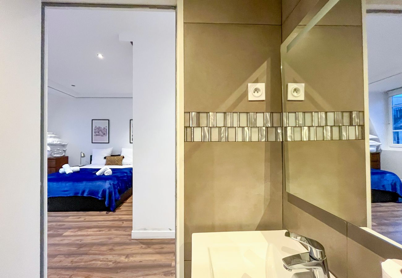 Studio in Parijs - 211 - 249 Saint Denis