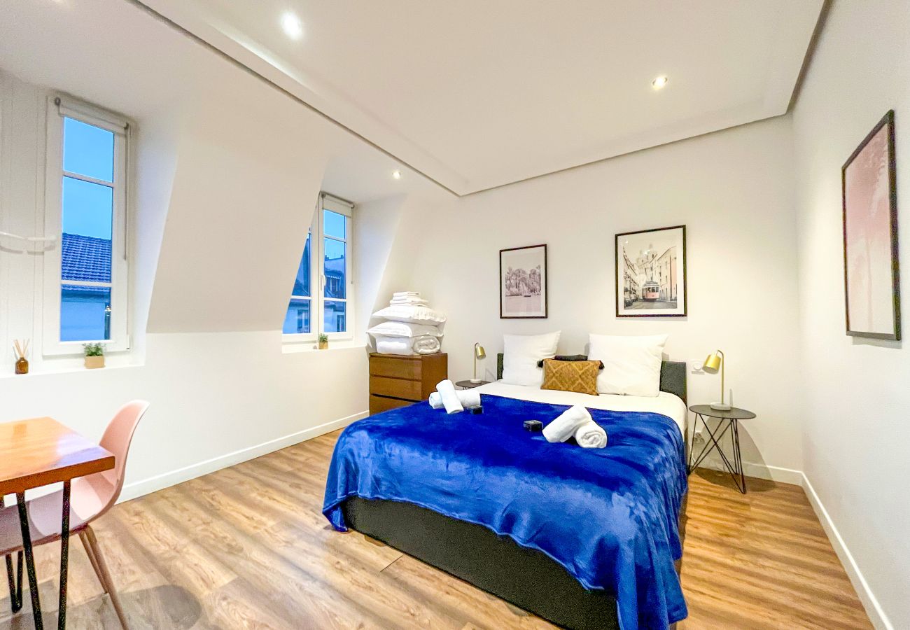 Studio in Parijs - 211 - 249 Saint Denis