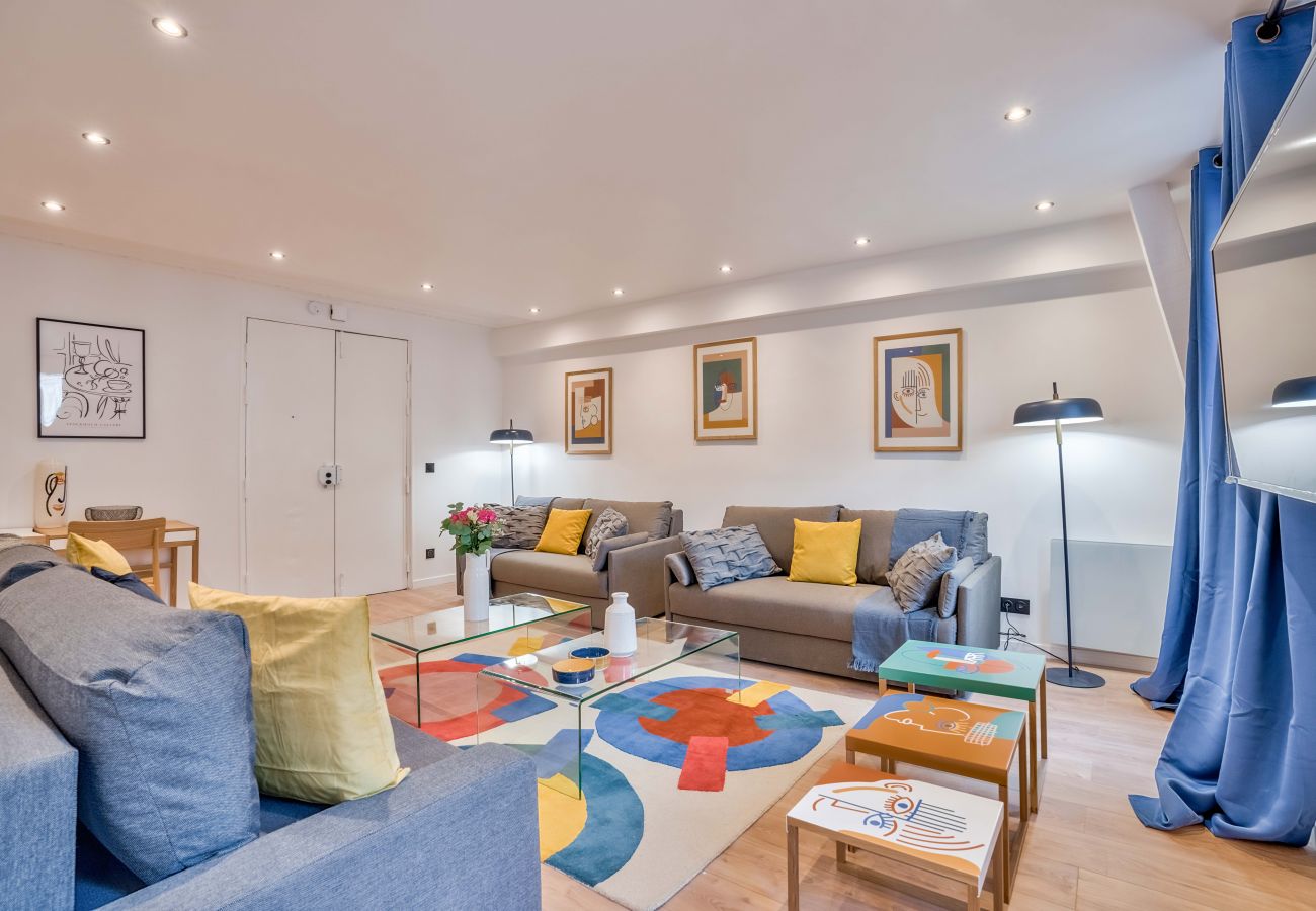 Apartamento en París - 102 B- 21 Montmartre 4F