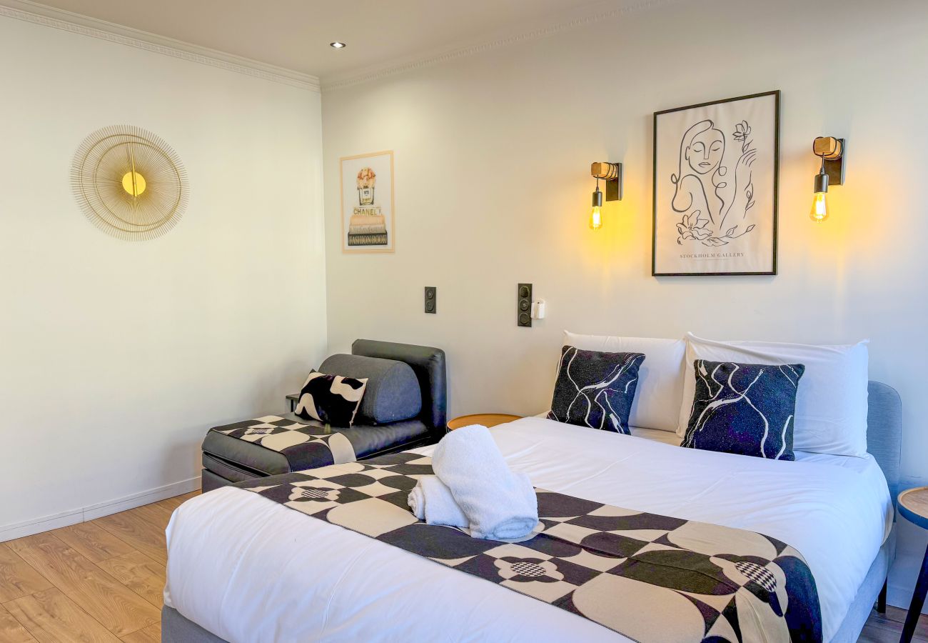 Apartamento en París - 102 B- 21 Montmartre 4F