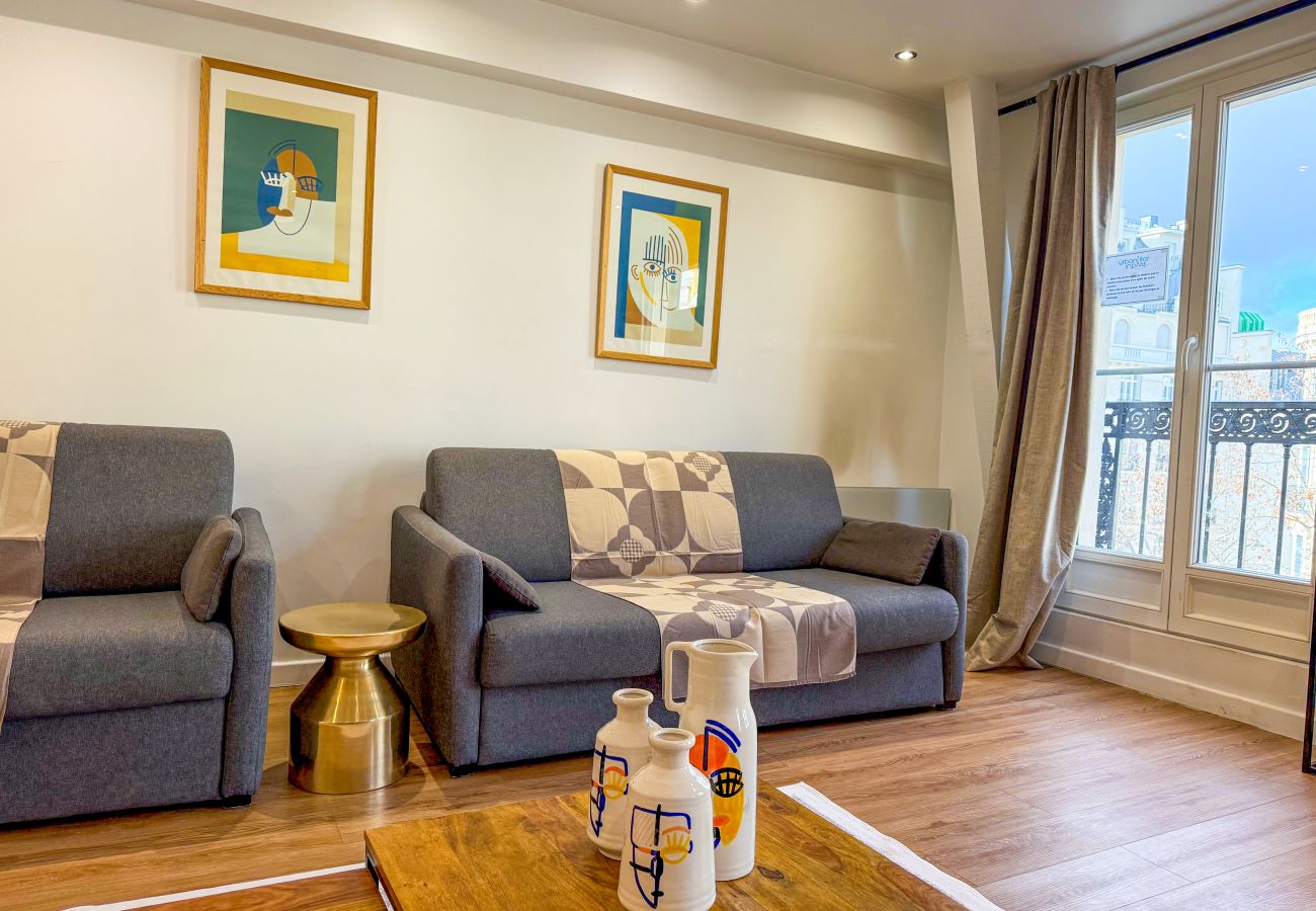 Apartamento en París - 102 B- 21 Montmartre 4F