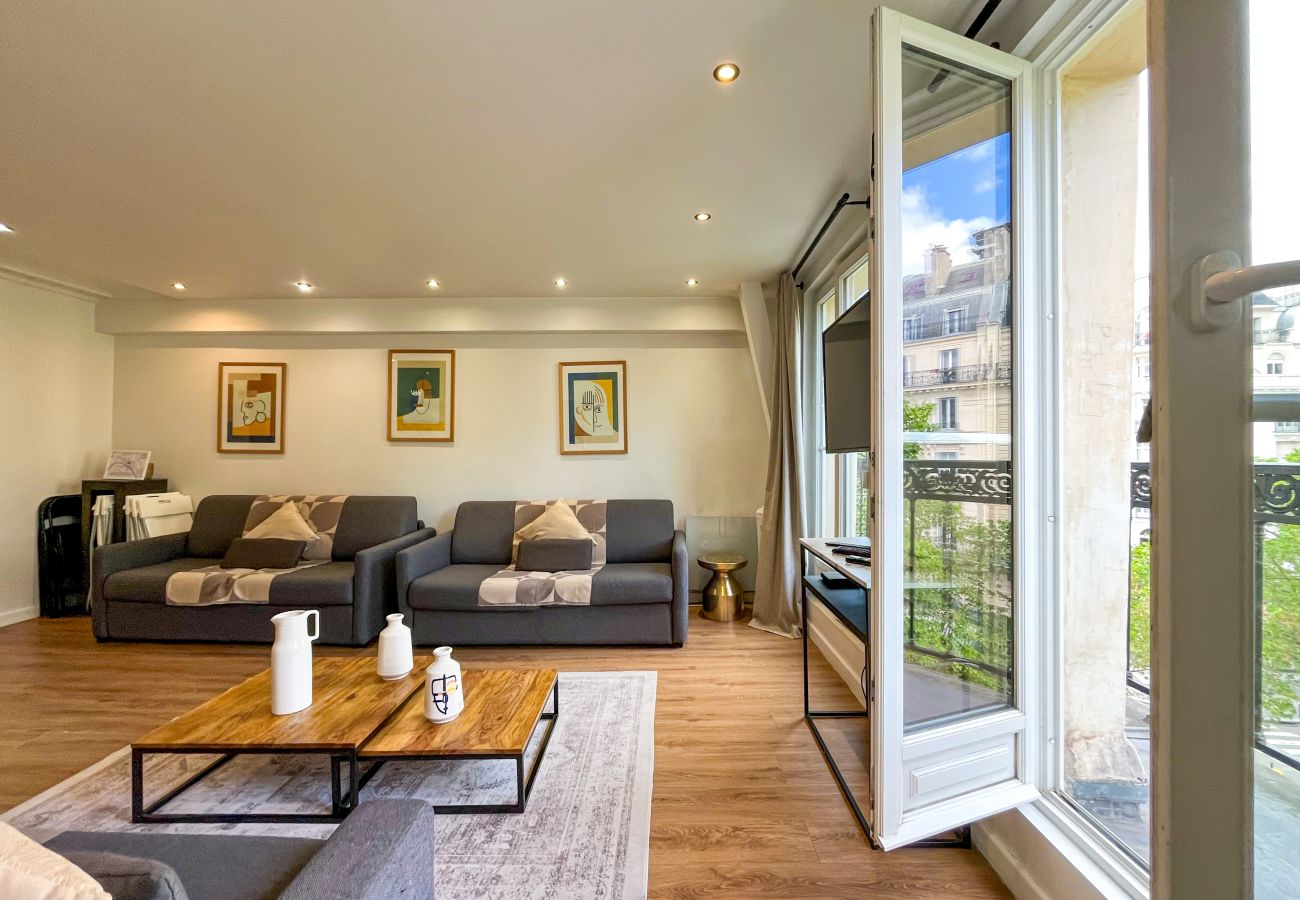 Apartamento en París - 102 B- 21 Montmartre 4F