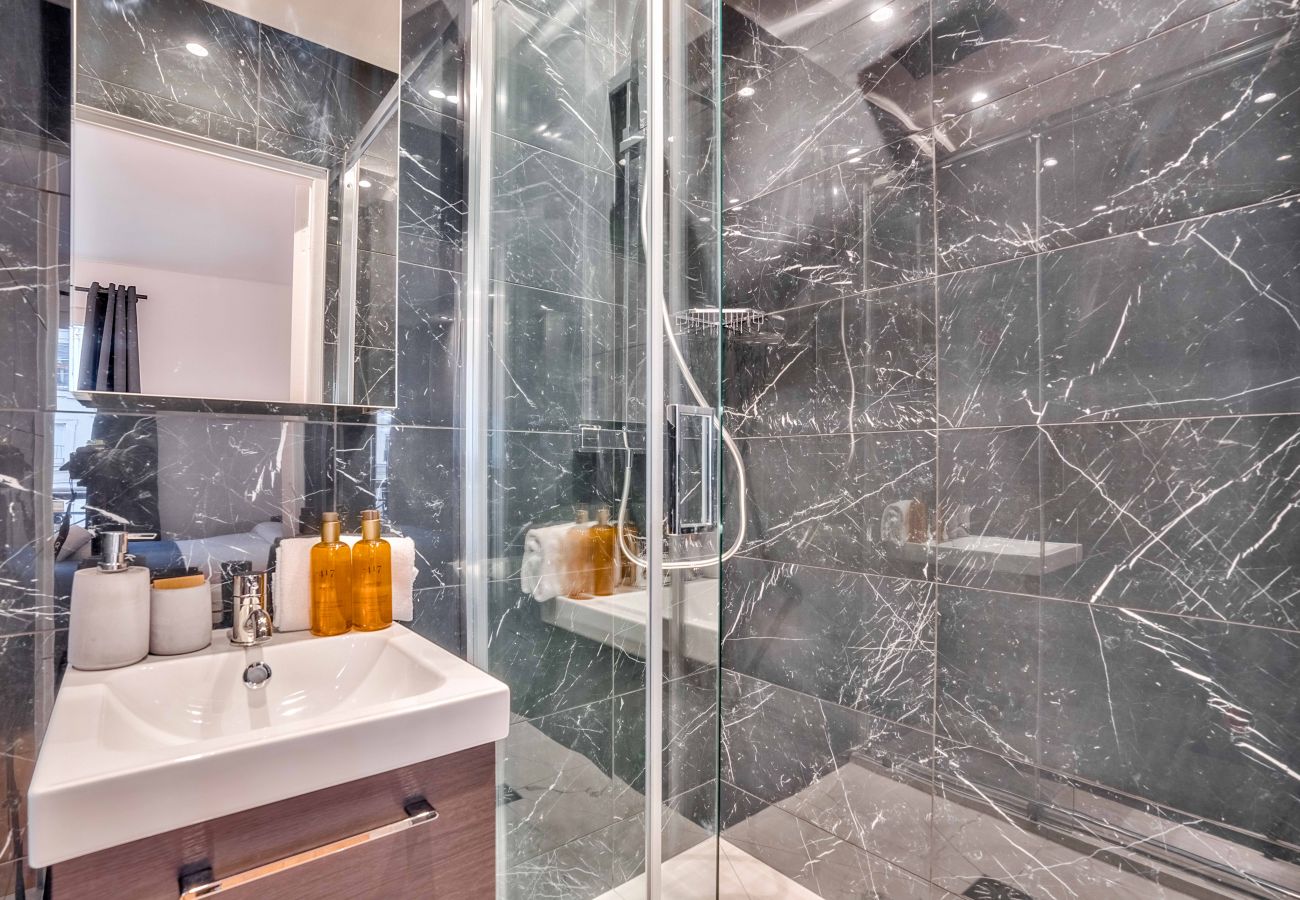 Apartamento en París - 103 B- 21 Montmartre 4D