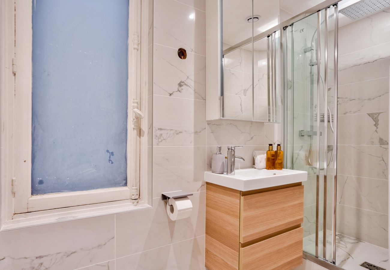 Apartamento en París - 103 B- 21 Montmartre 4D