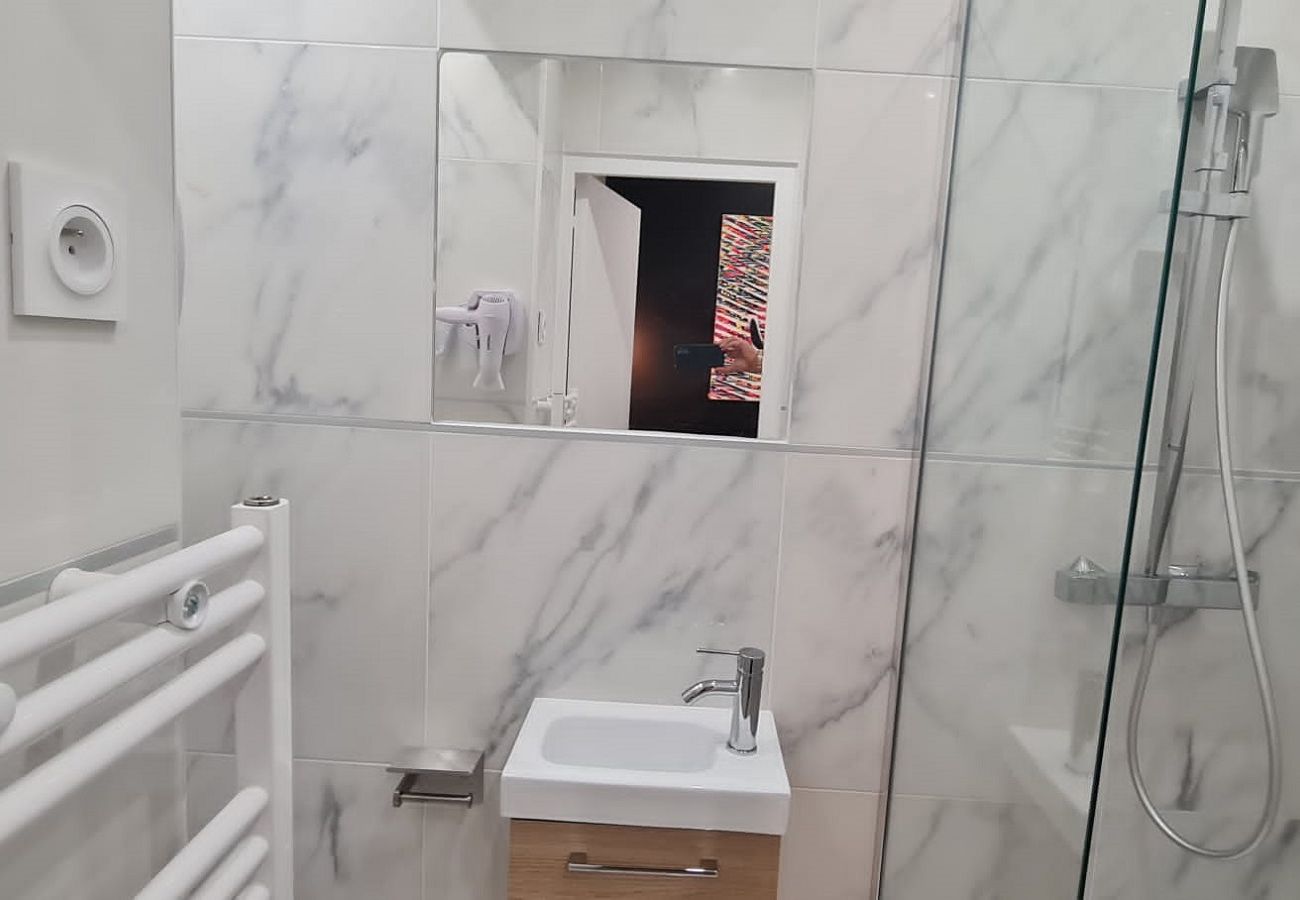 Apartamento en París - 158 B - Vuitton 210 Saint Denis