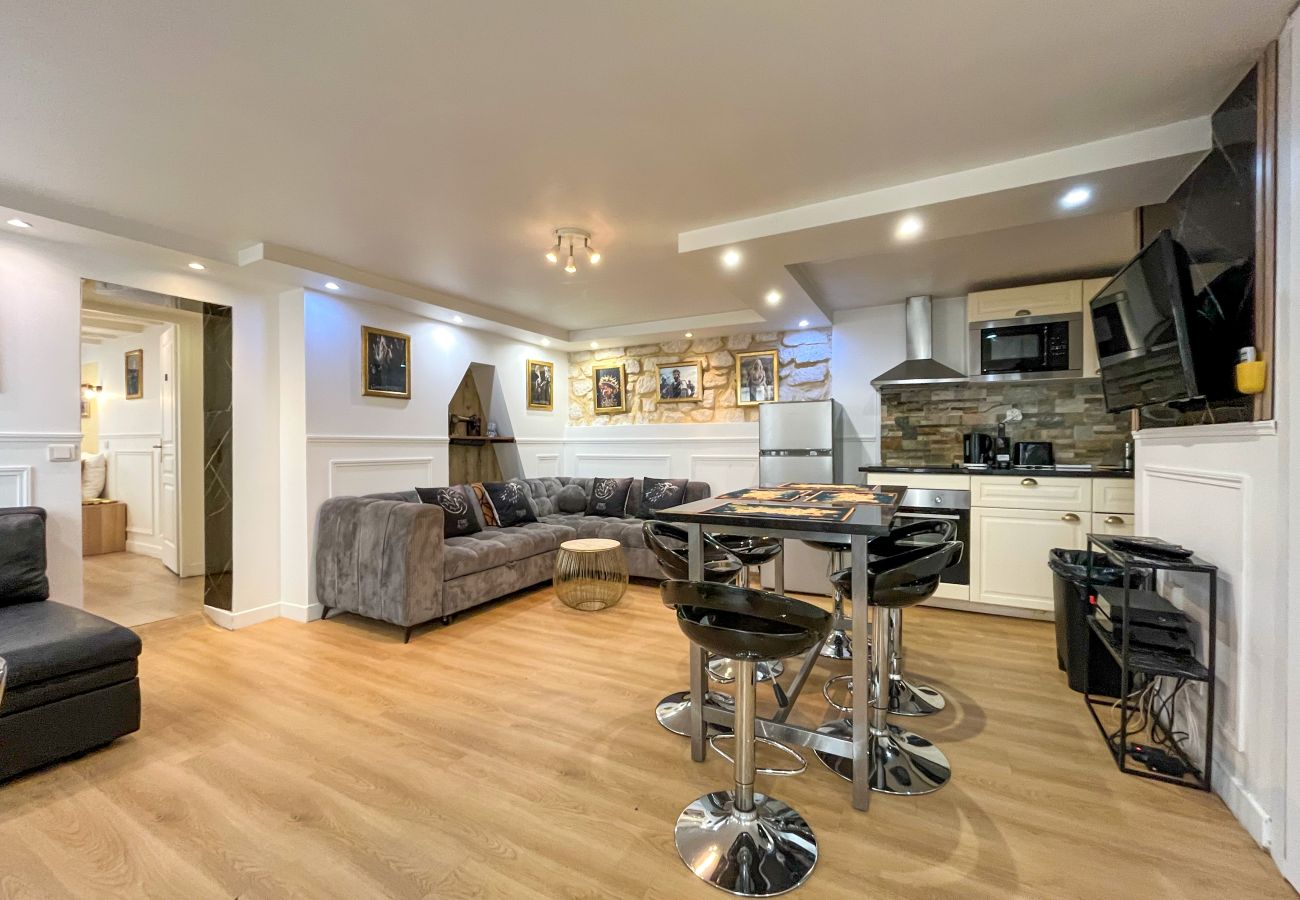 Apartamento en París - 42 B - Game of thrones in Paris