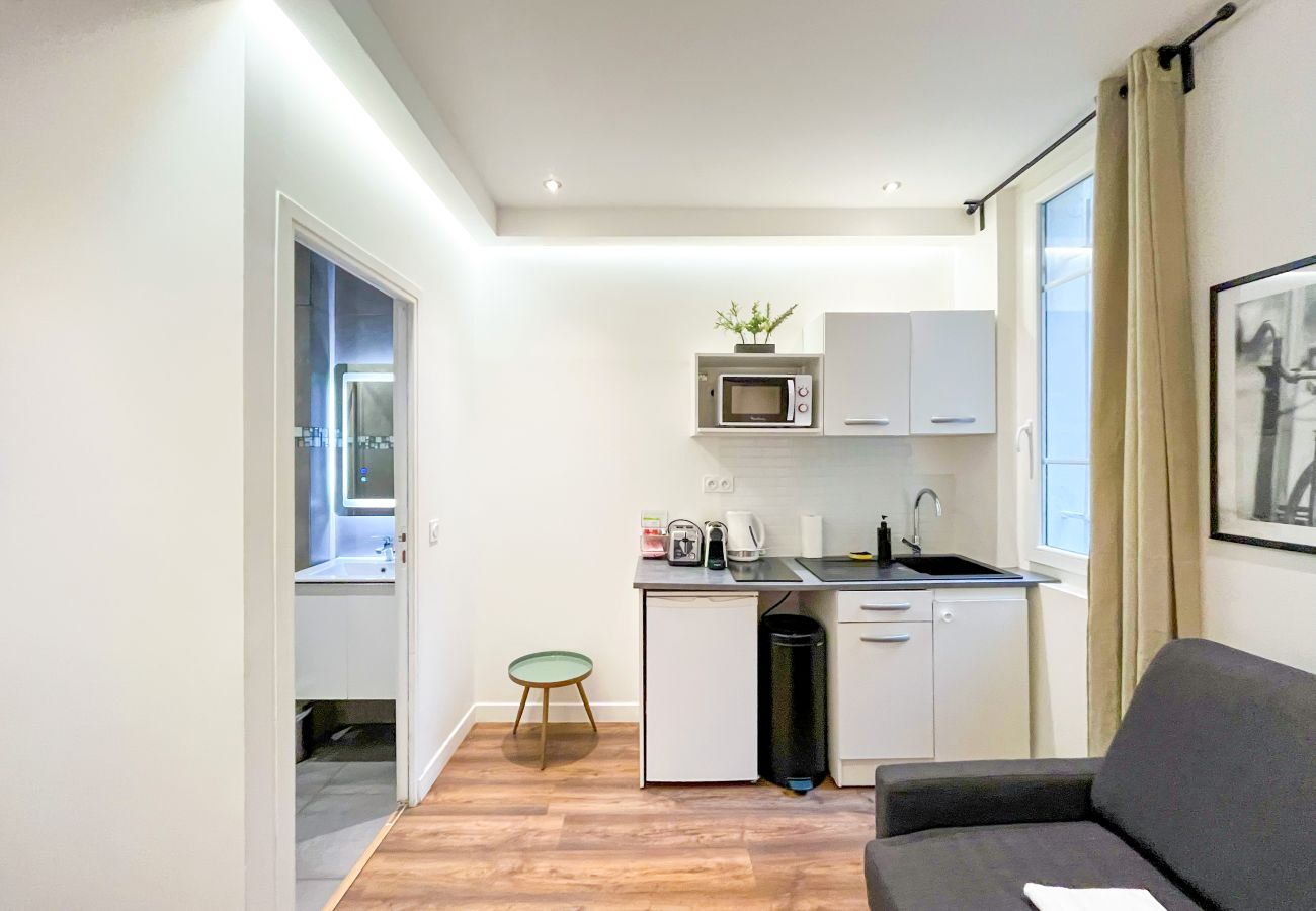 Estudio en París - 202 - 249 Saint Denis