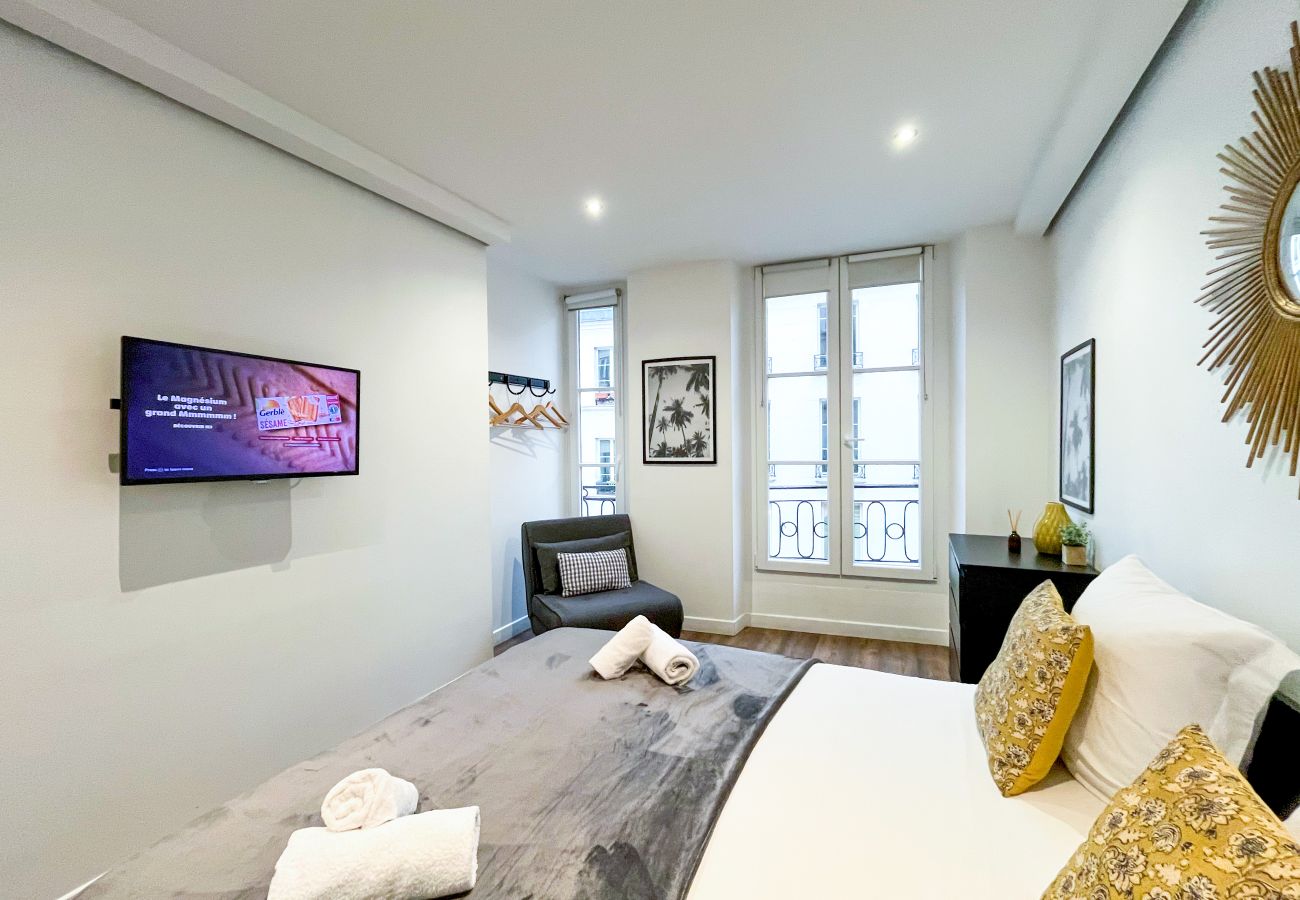 Estudio en París - 206 - 249 Saint Denis