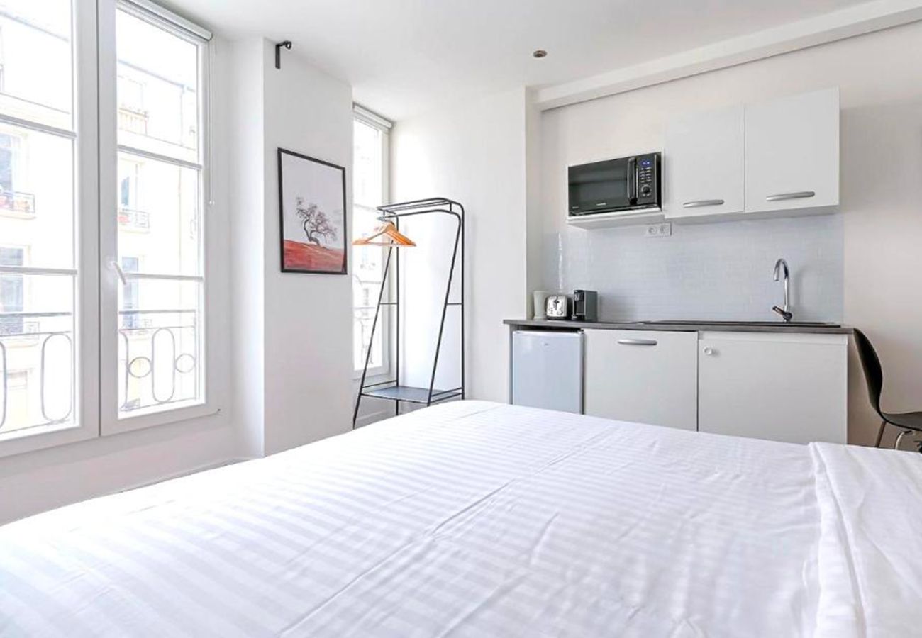 Estudio en París - 209 - 249 Saint Denis SD1