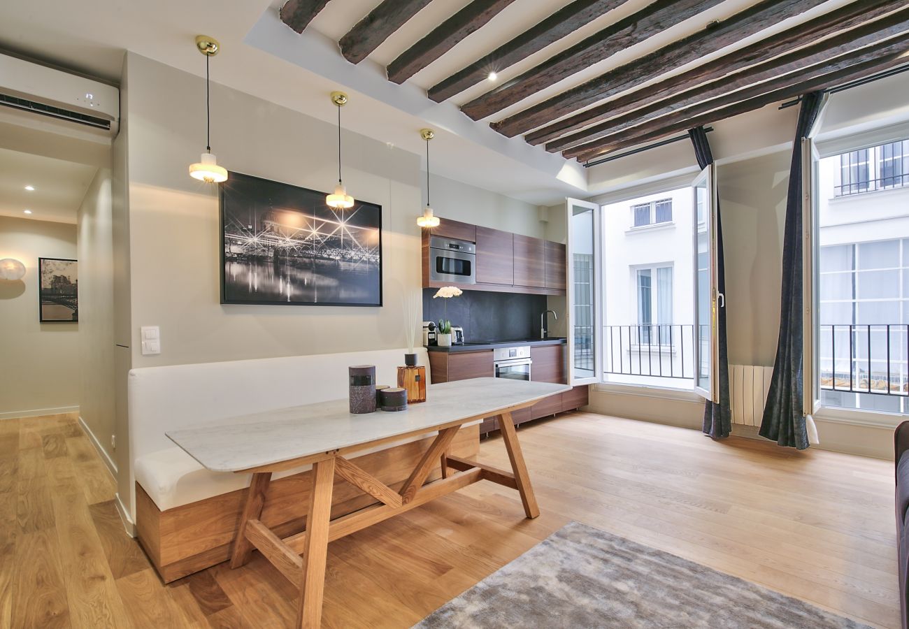 Appartamento a Parigi - 70 B - 9 Apolline