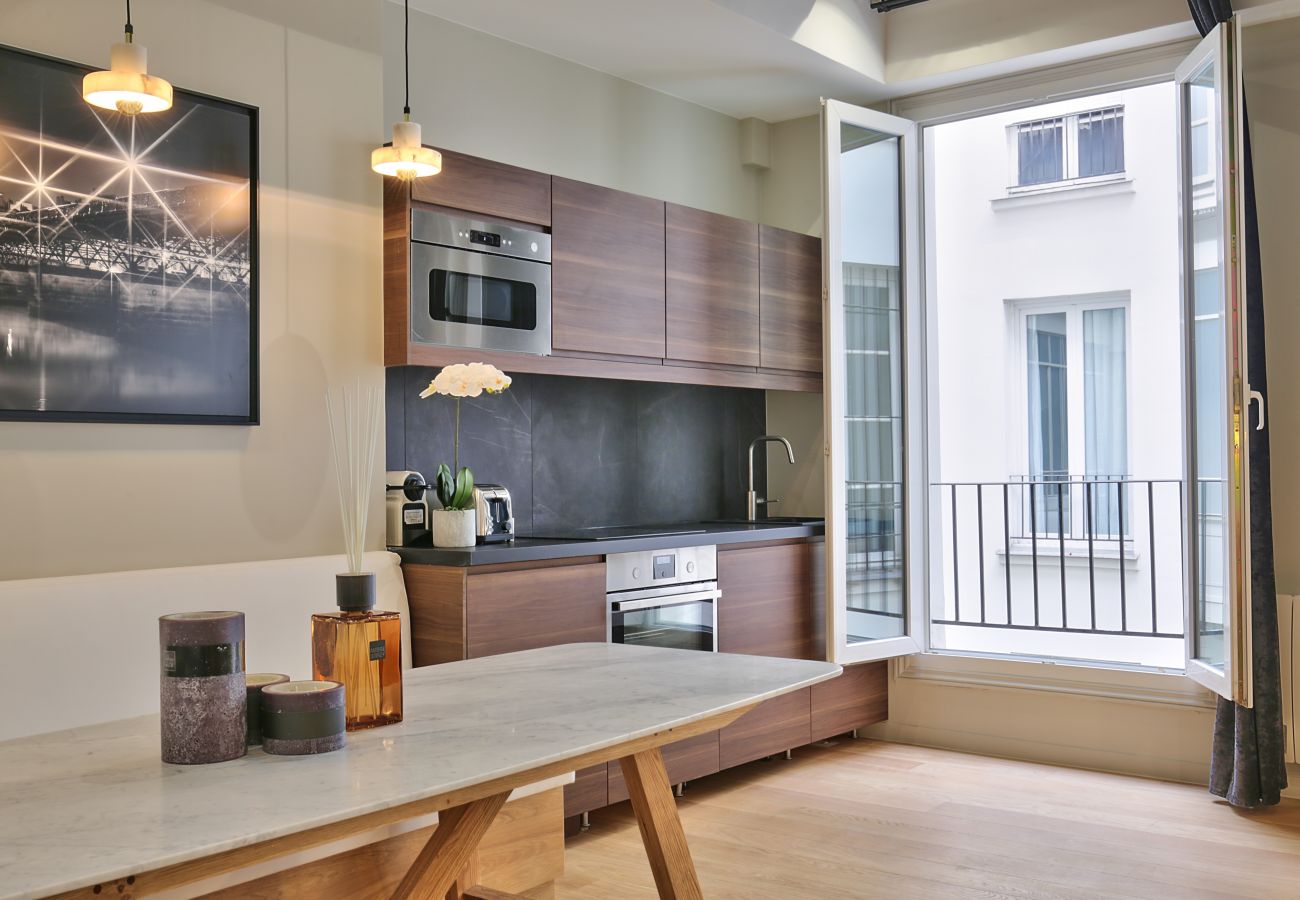 Appartamento a Parigi - 70 B - 9 Apolline
