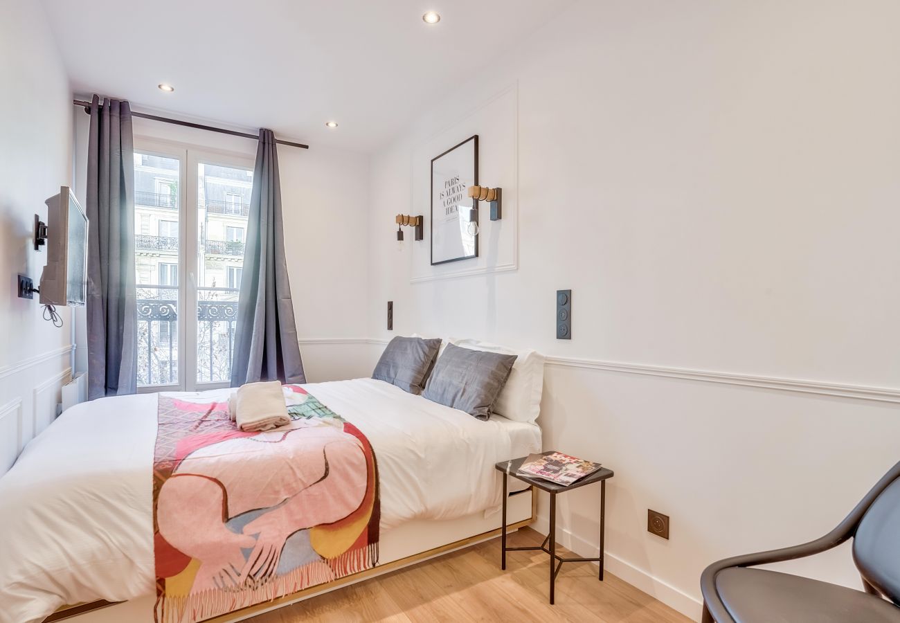 Appartamento a Parigi - 102 B- 21 Montmartre 4F
