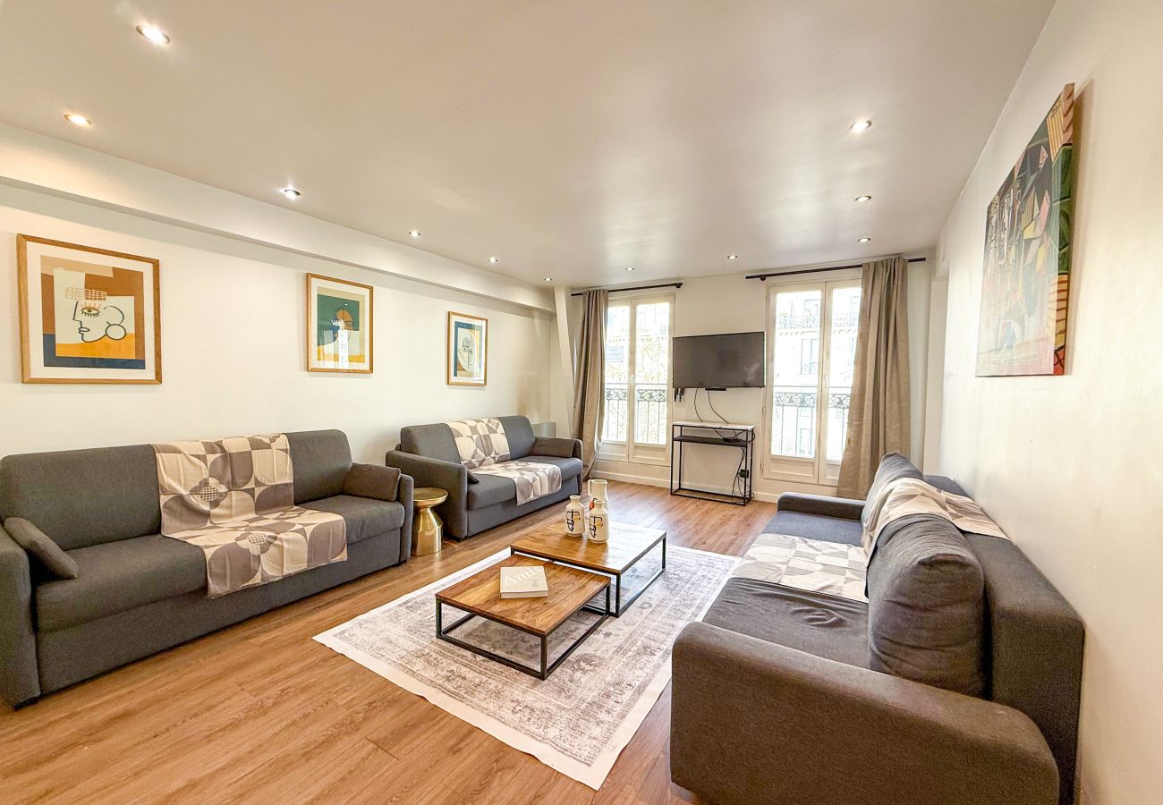 Appartamento a Parigi - 102 B- 21 Montmartre 4F