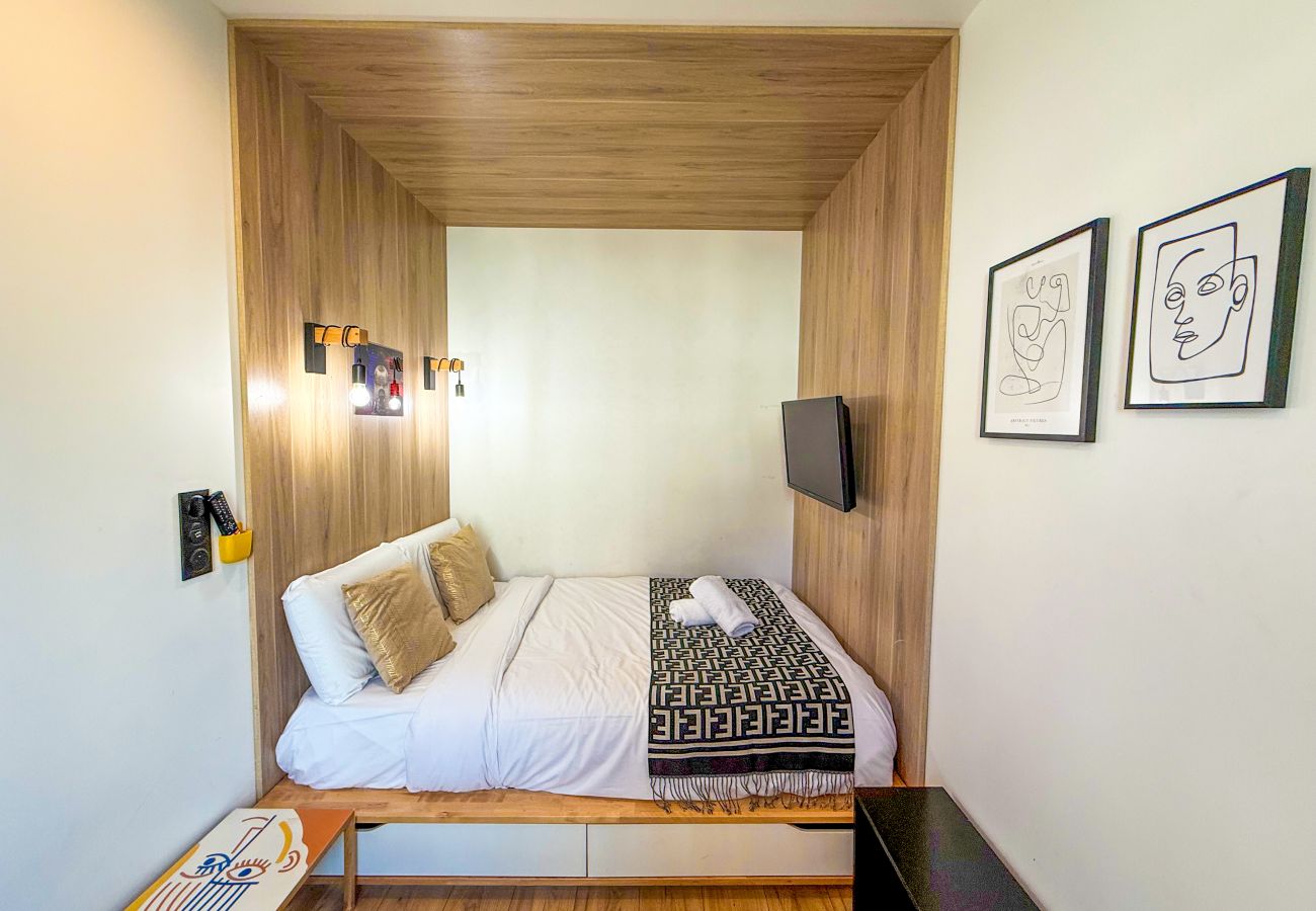 Appartamento a Parigi - 102 B- 21 Montmartre 4F