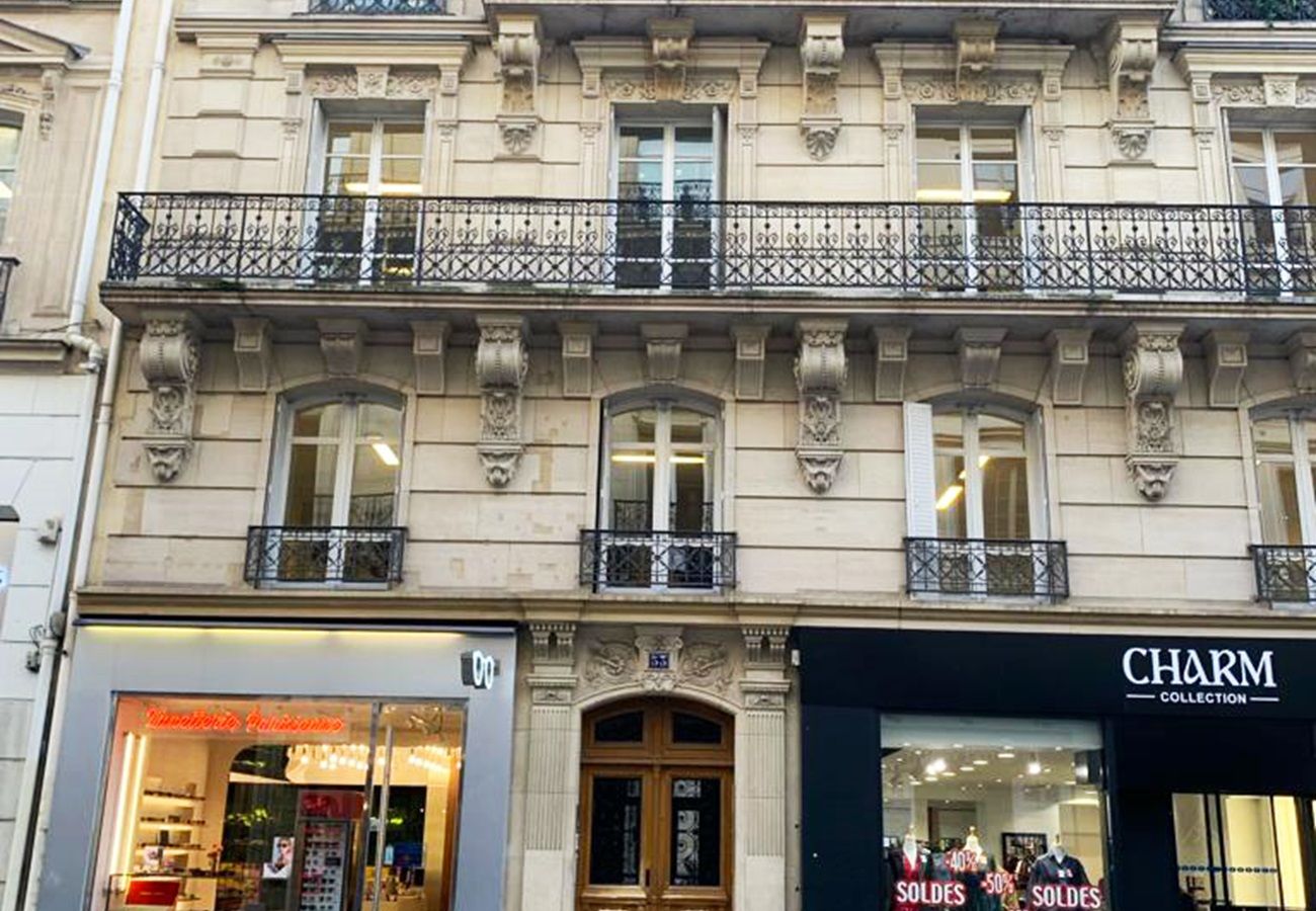 Appartamento a Parigi - 90 - Lagerfeld