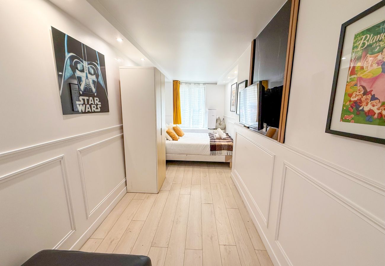 Appartamento a Parigi - 41 A - Star Wars
