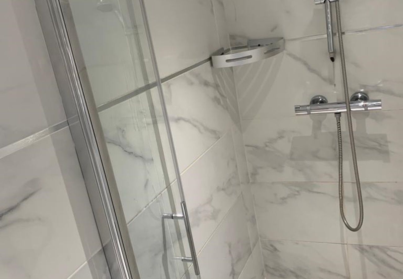 Appartamento a Parigi - 120 A- Temple Marais