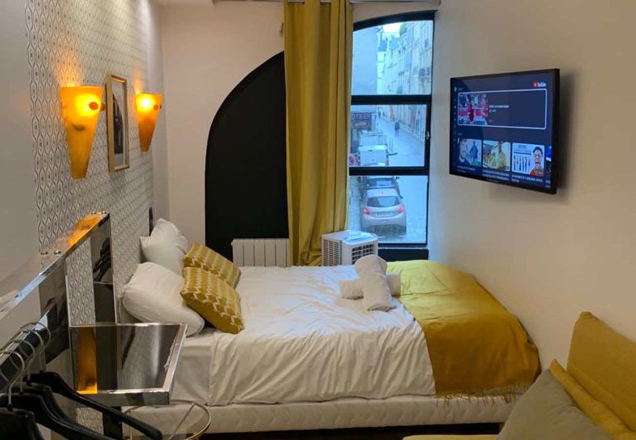 Appartamento a Parigi - 120 A- Temple Marais