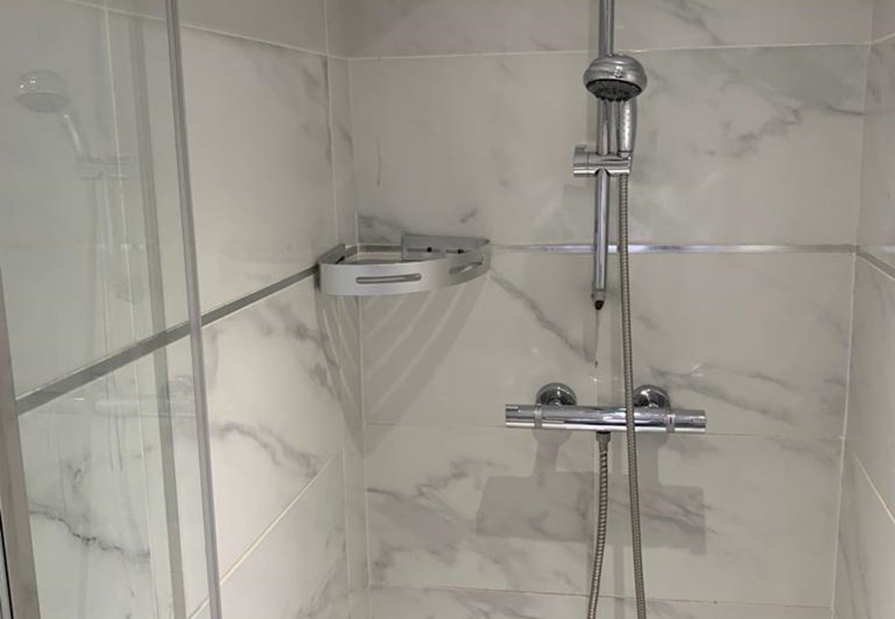 Appartamento a Parigi - 120 A- Temple Marais