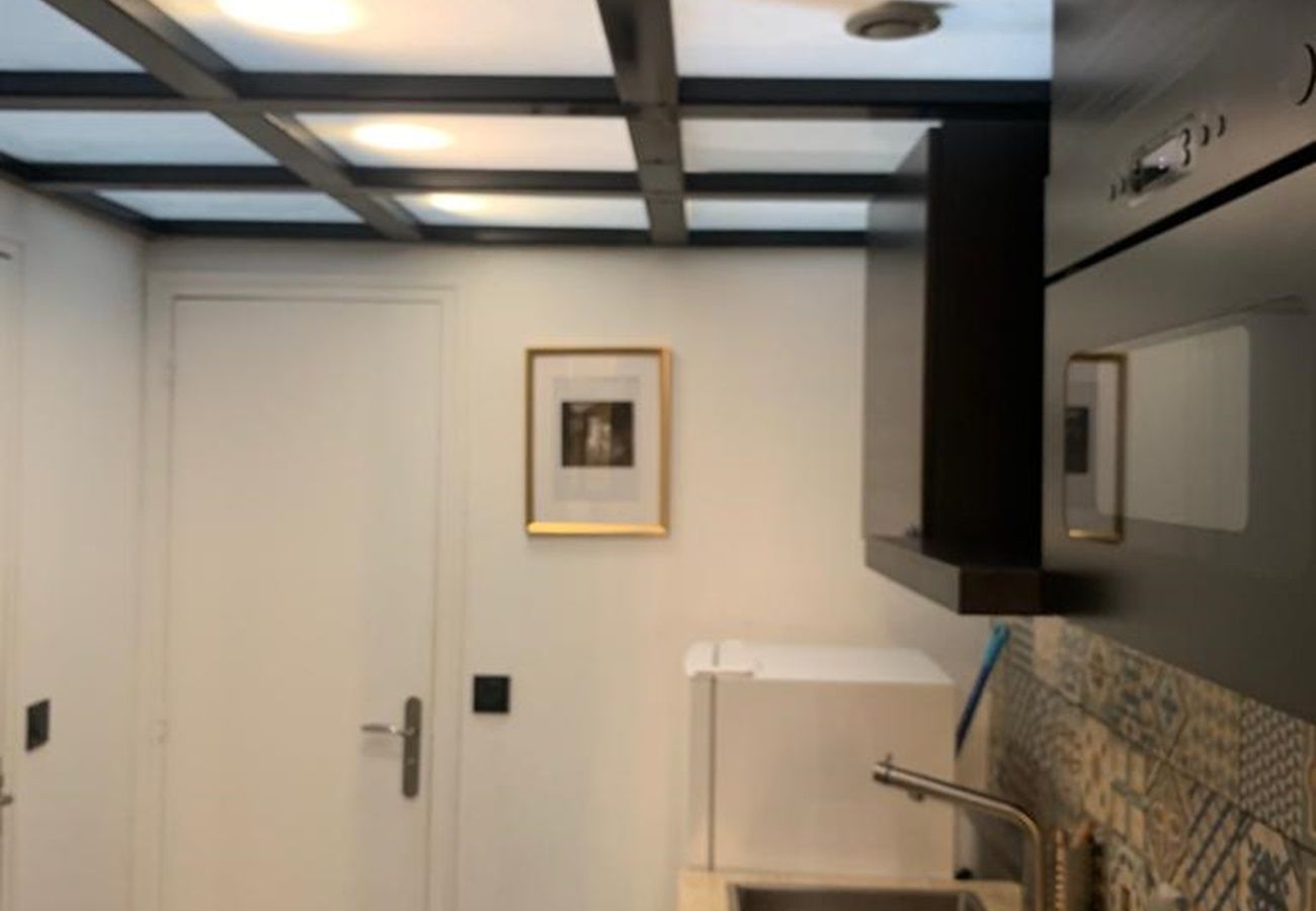 Appartamento a Parigi - 120 A- Temple Marais