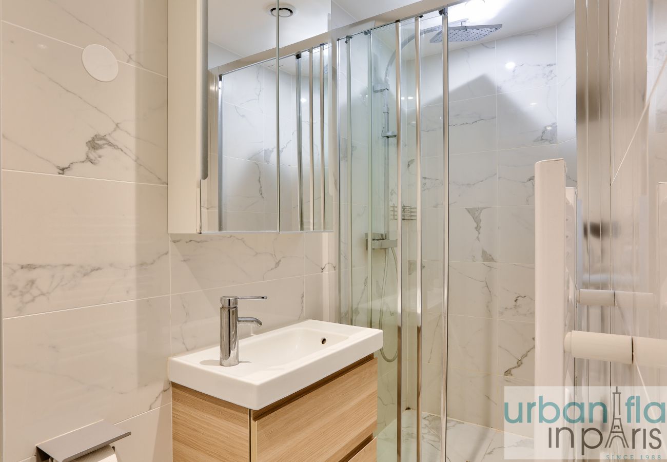Appartamento a Parigi - 103 A- 21 Montmartre 4D