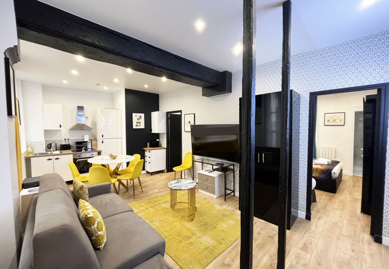Appartamento a Parigi - 157 A - Chanel 210 Saint Denis
