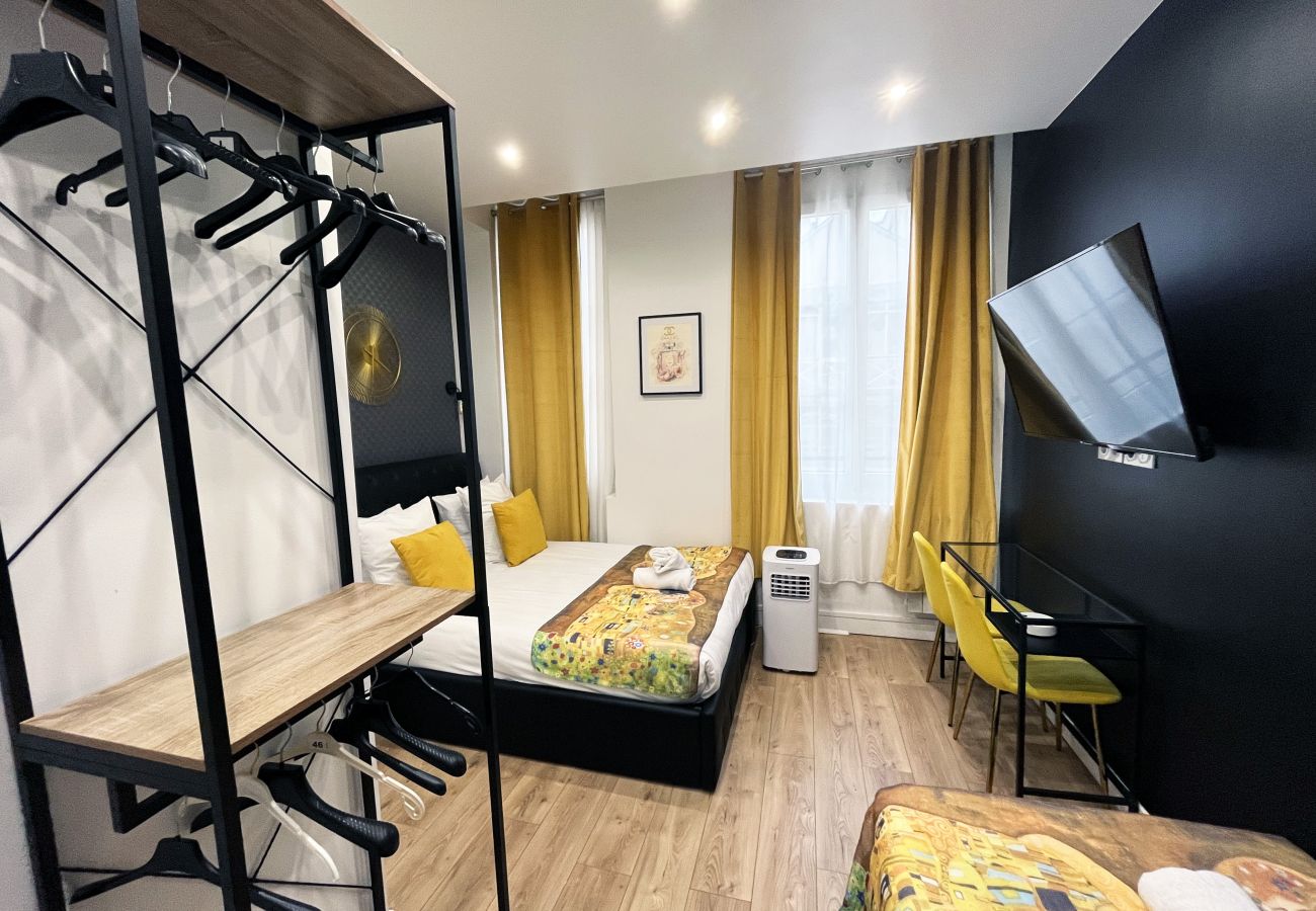 Appartamento a Parigi - 157 A - Chanel 210 Saint Denis