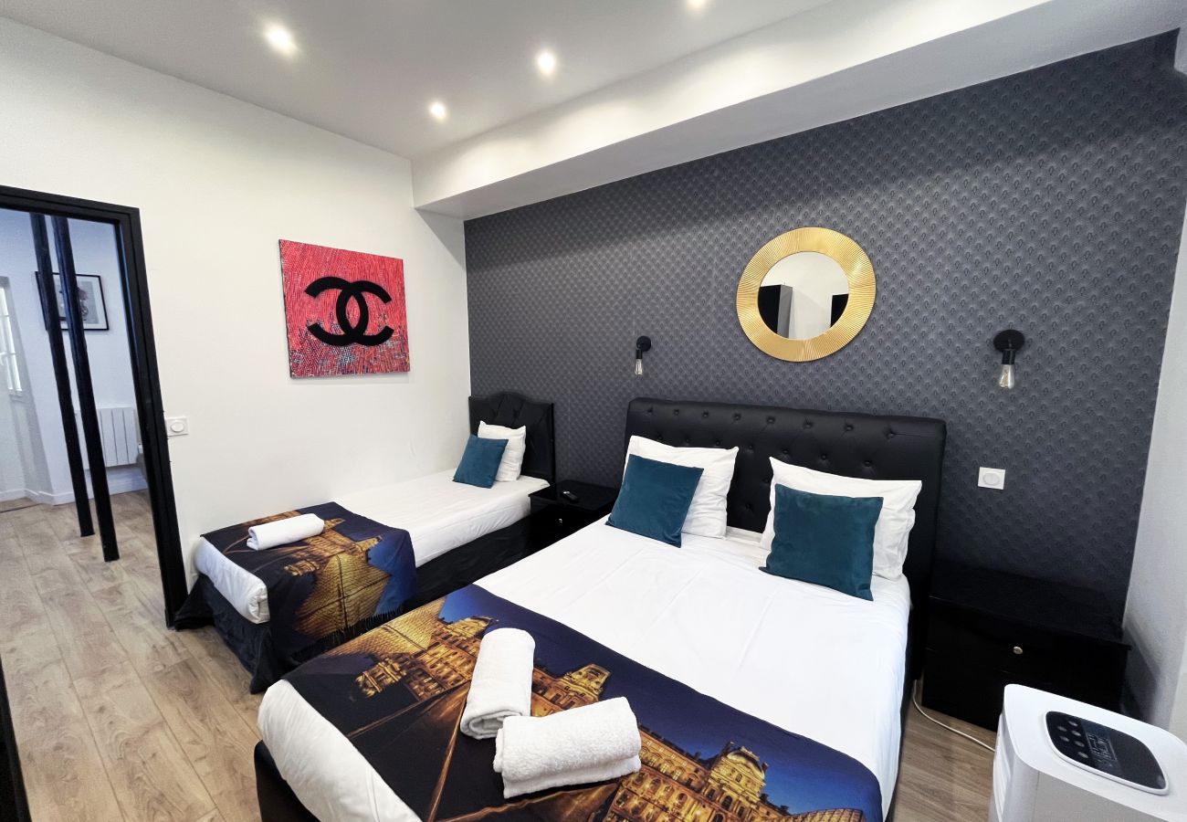 Appartamento a Parigi - 157 A - Chanel 210 Saint Denis