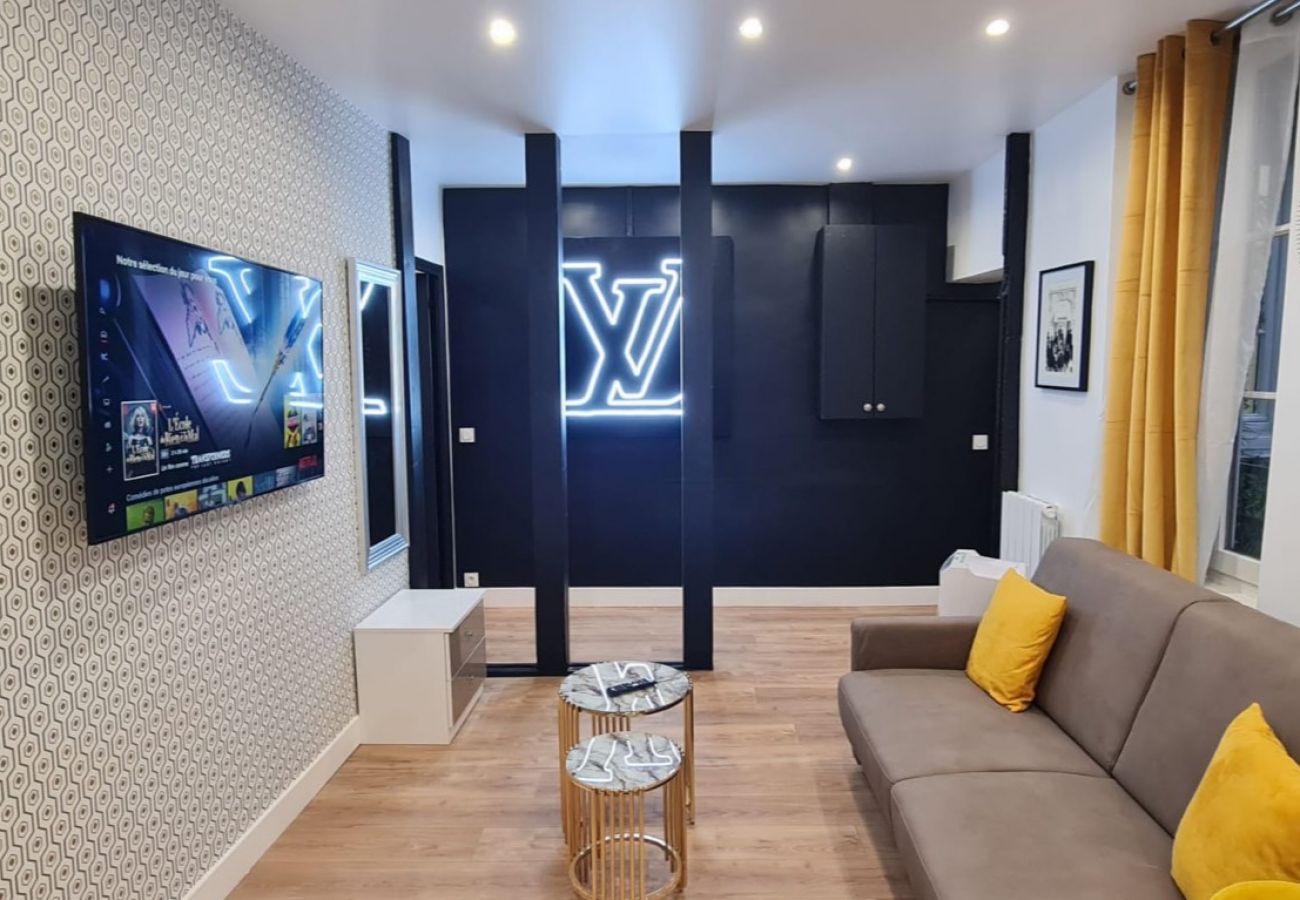 Appartamento a Parigi - 158 A - Vuitton 210 Saint Denis