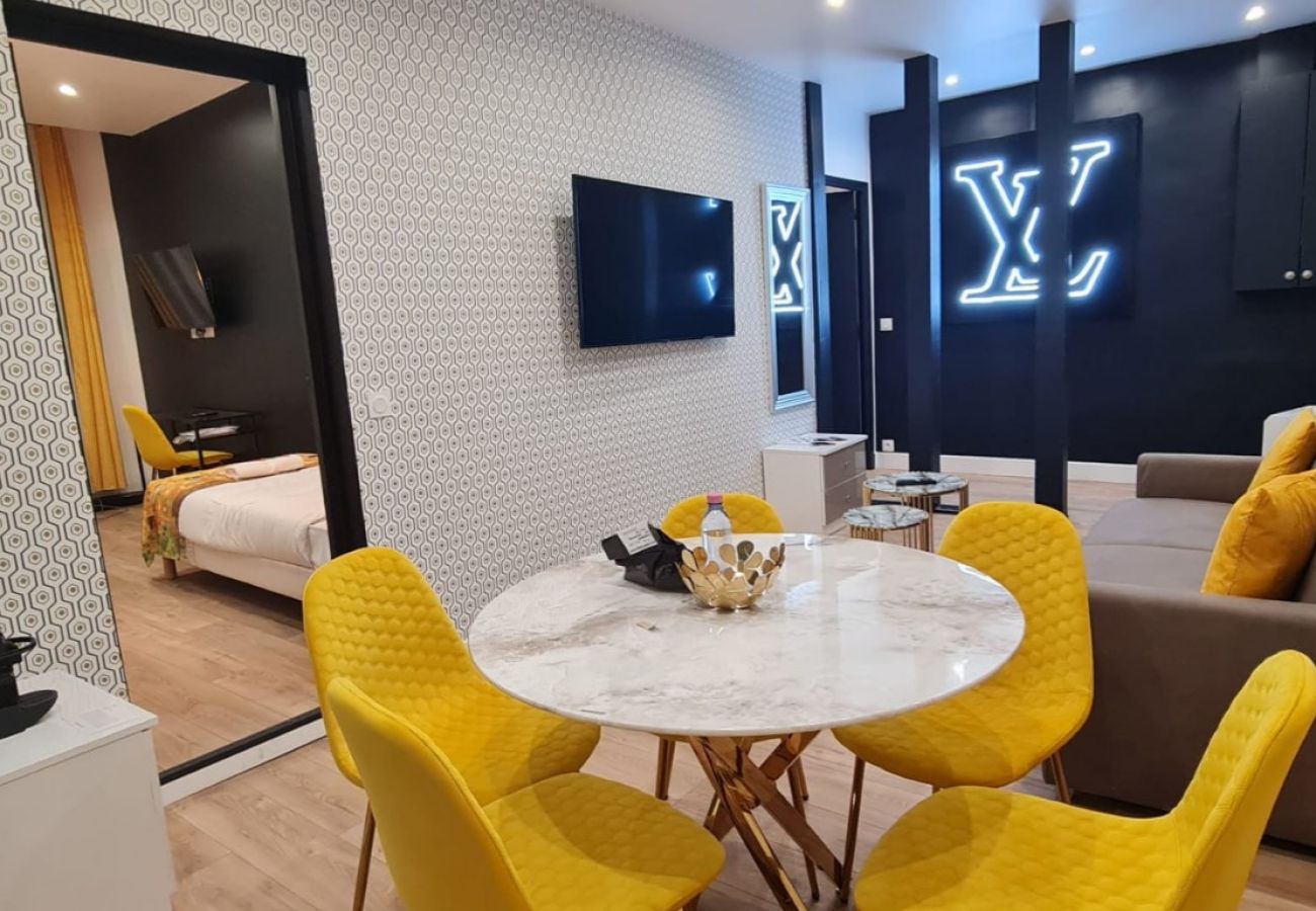 Appartamento a Parigi - 158 A - Vuitton 210 Saint Denis