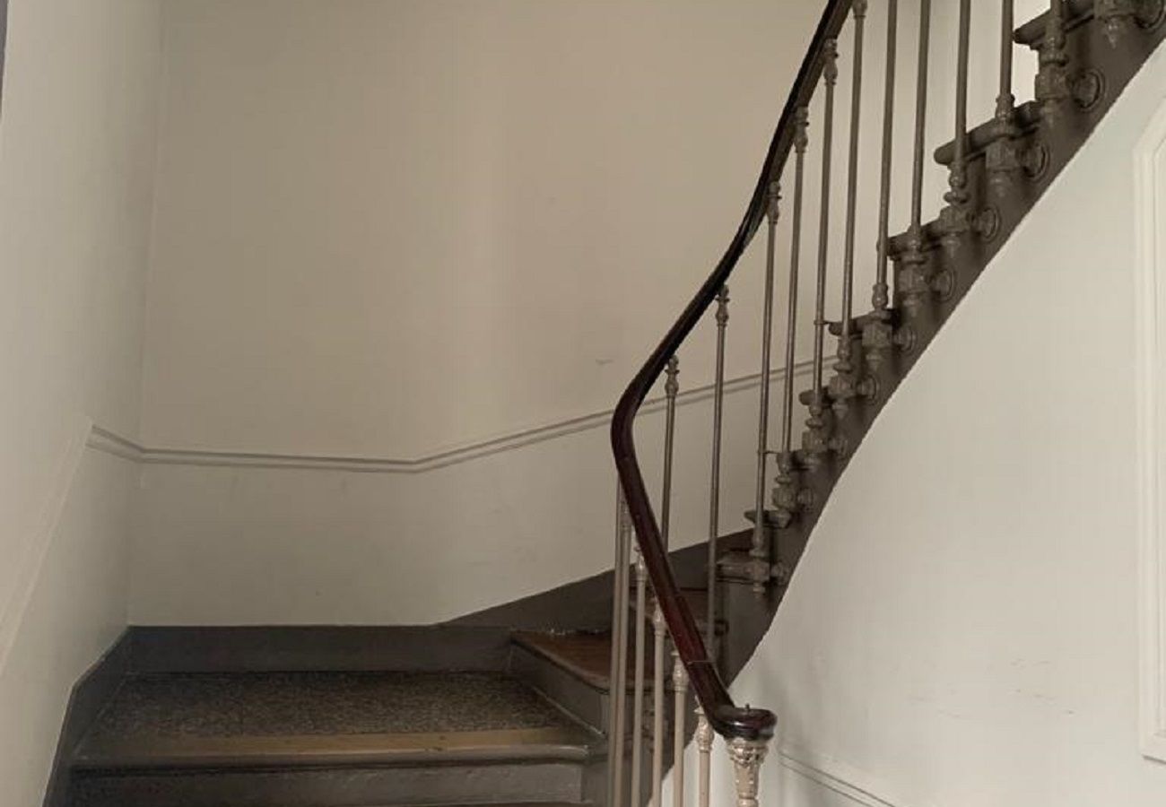 Appartement à Paris - 105 B- 112 Richelieu 4D