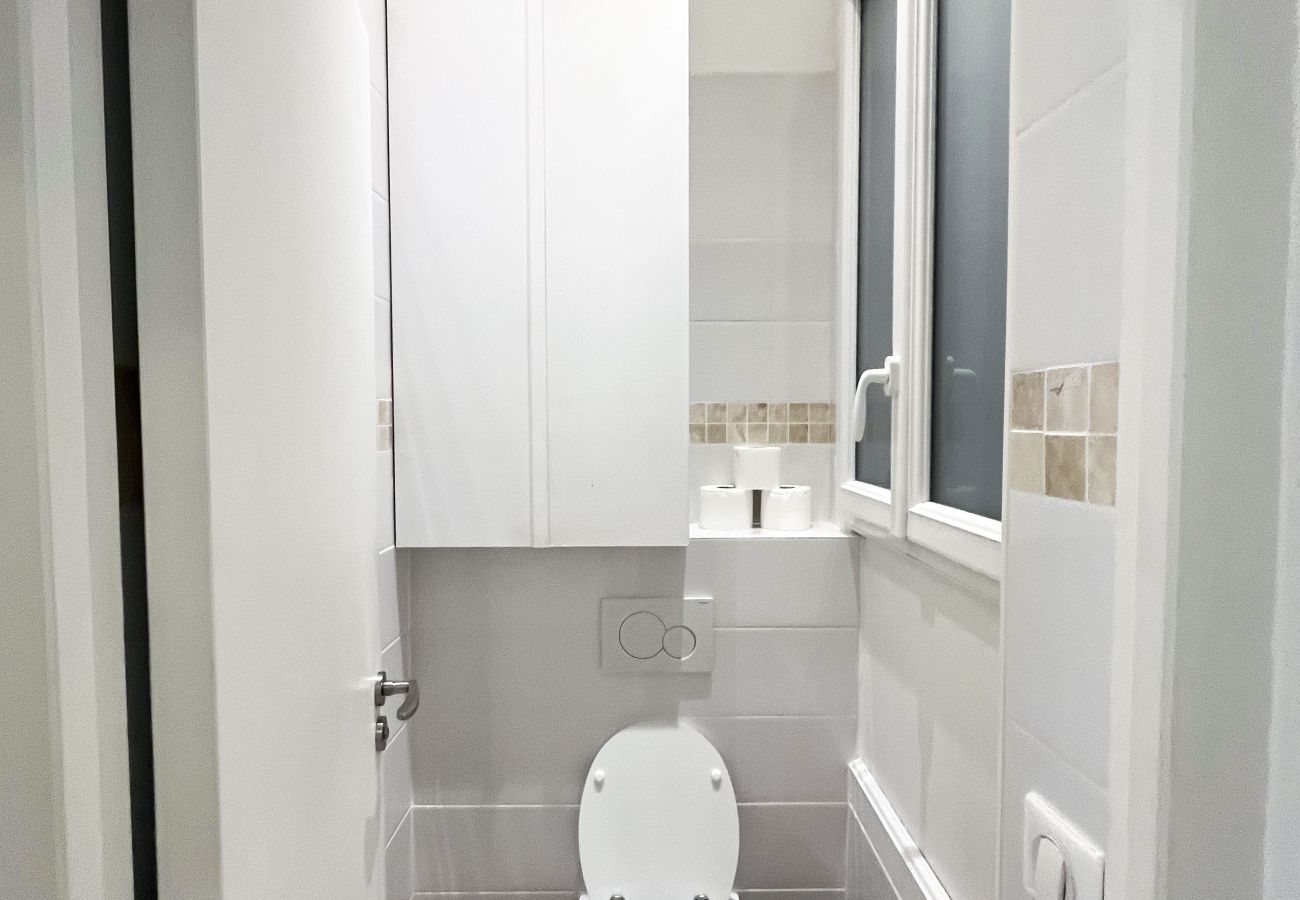 Appartement à Paris - 90 - Lagerfeld